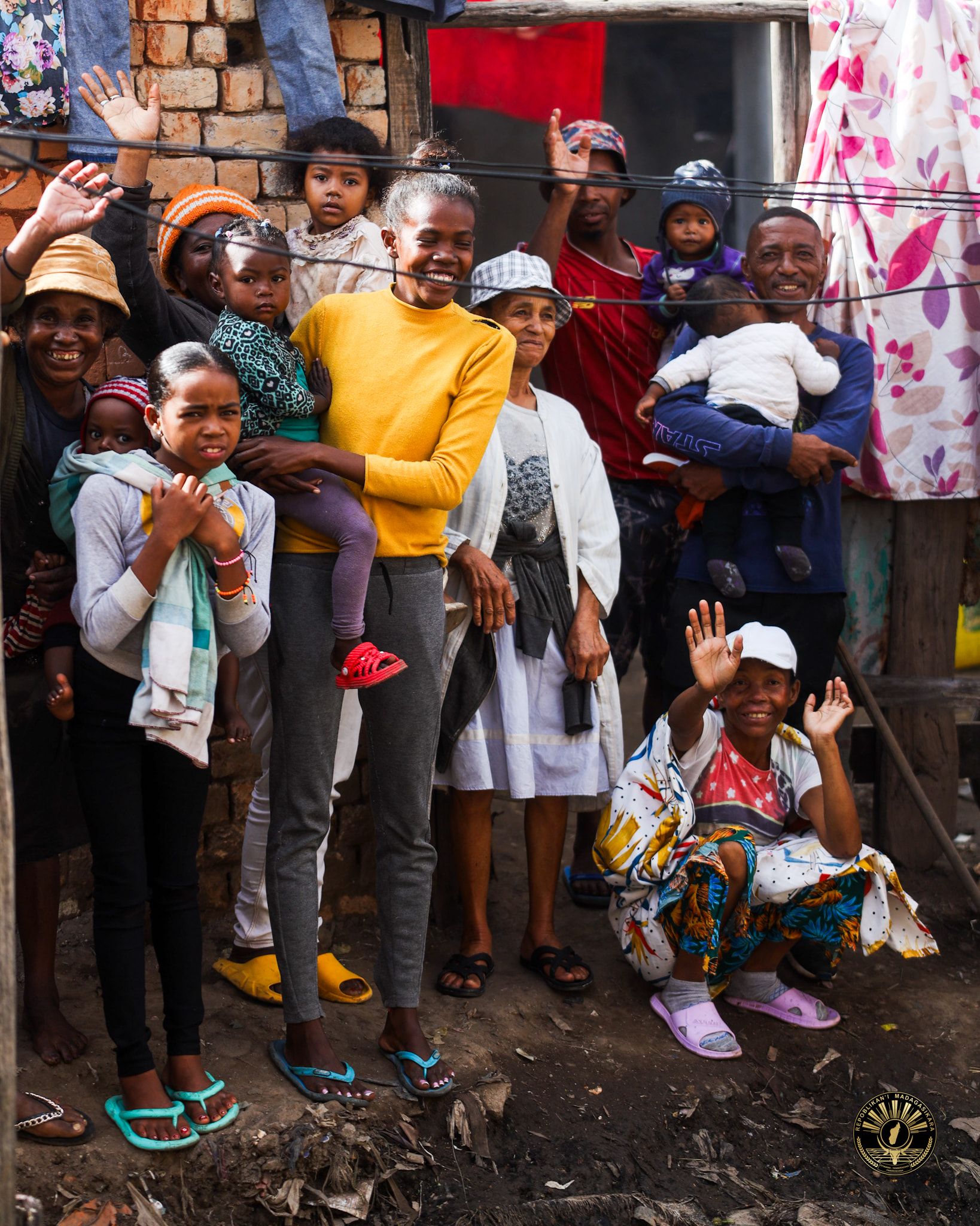 TANJON' NY TETIKASA PRODUIR IZAY HIARAHANA AMIN' NY BANKY IRAISAM-PIRENENA NY FANATSARANA NY TOE-PIAINAN' NY MPONINA AN-DRENIVOHITRA