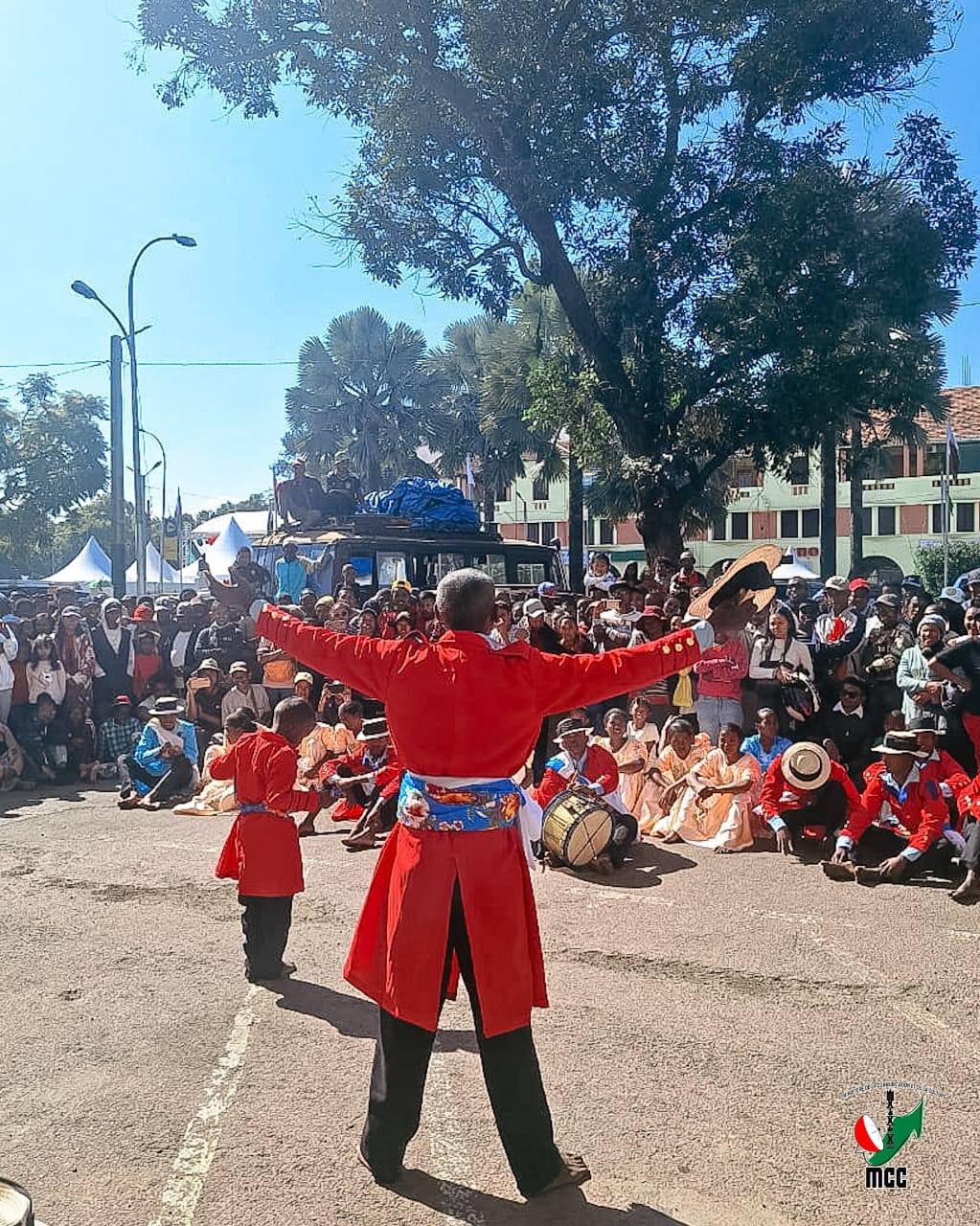 HETSIKA ARA-KOLOTORALY TAFIDITRA AO ANATIN' NY FETIN' NY MOZIKA