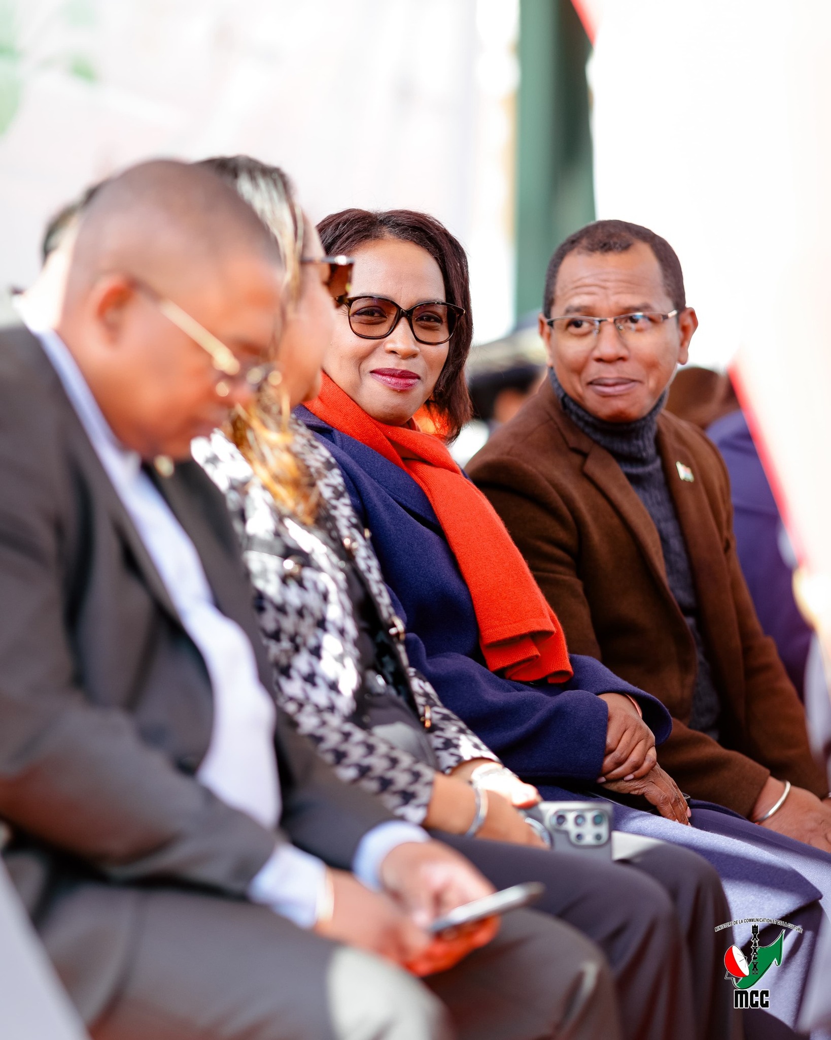 TONTOSA NY FANDRAISANA TAMIN'NY FOMBA OFISIALY NY AMPAHANY AMIN'IREO BUS ELECTRIQUE