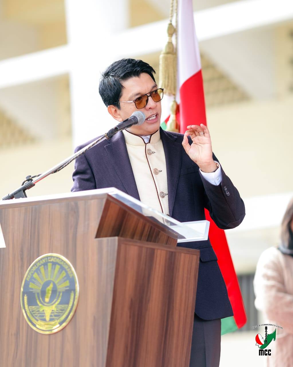 FAMPIROBOROBOANA NY MAHA OLONA SY ASA SOSIALY TETO FIANARANTSOA