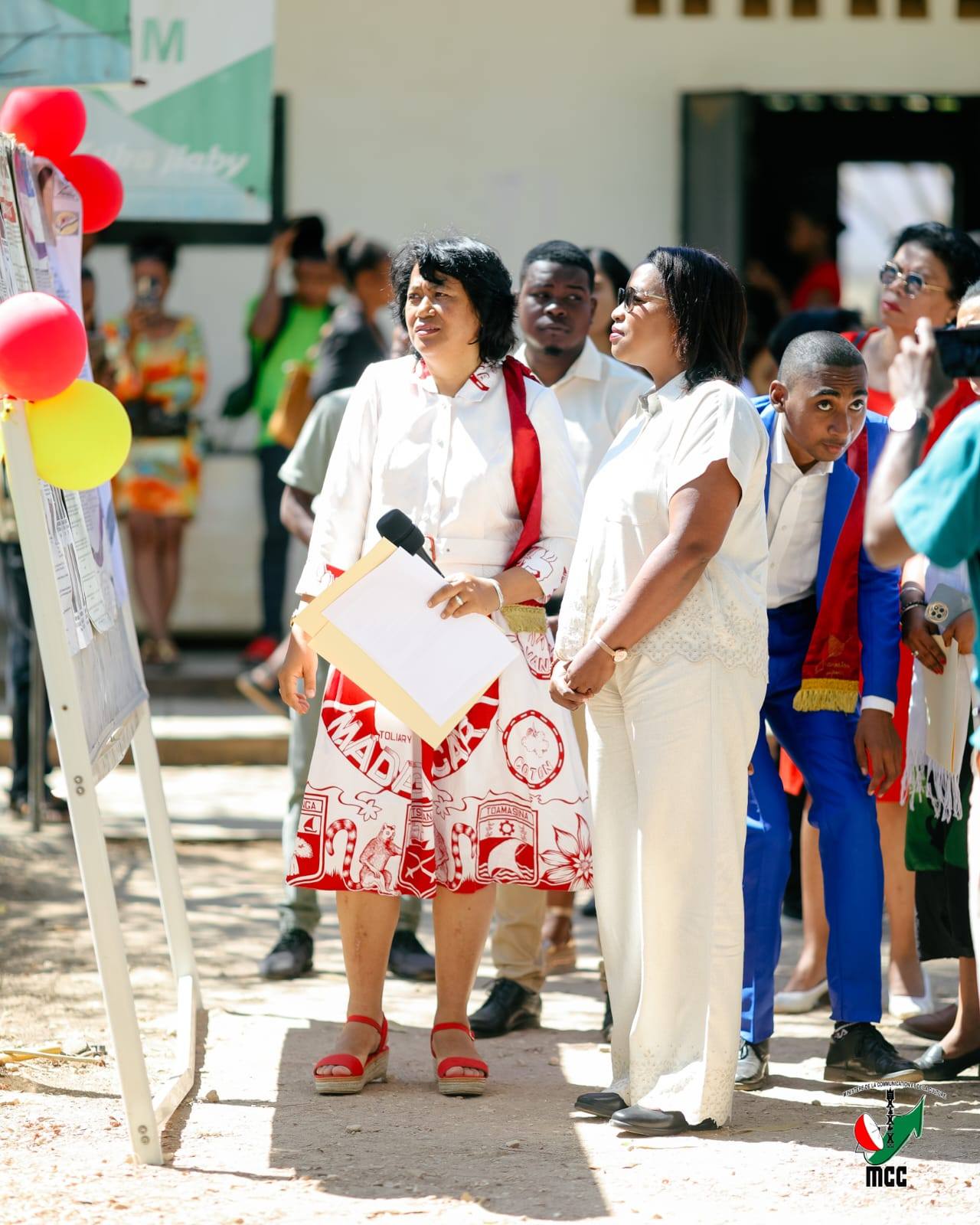 ANTSA TONONKALO - DIHIM-PARITRA