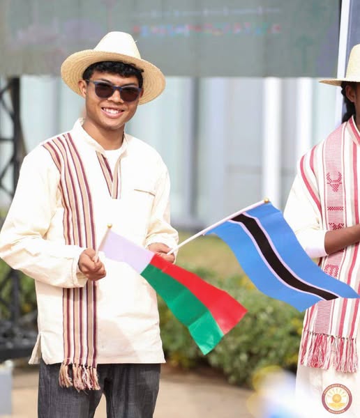 𝐒𝐀𝐃𝐂 : 𝐅𝐀𝐍𝐃𝐑𝐀𝐈𝐒𝐀𝐍𝐀 𝐍𝐘 𝐅𝐈𝐋𝐎𝐇𝐀𝐍’𝐍𝐘 𝐑𝐄𝐏𝐎𝐁𝐋𝐈𝐊𝐀𝐍’𝐈 𝐁𝐎𝐓𝐒𝐖𝐀𝐍𝐀 𝐄𝐓𝐎 𝐈𝐕𝐀𝐓𝐎