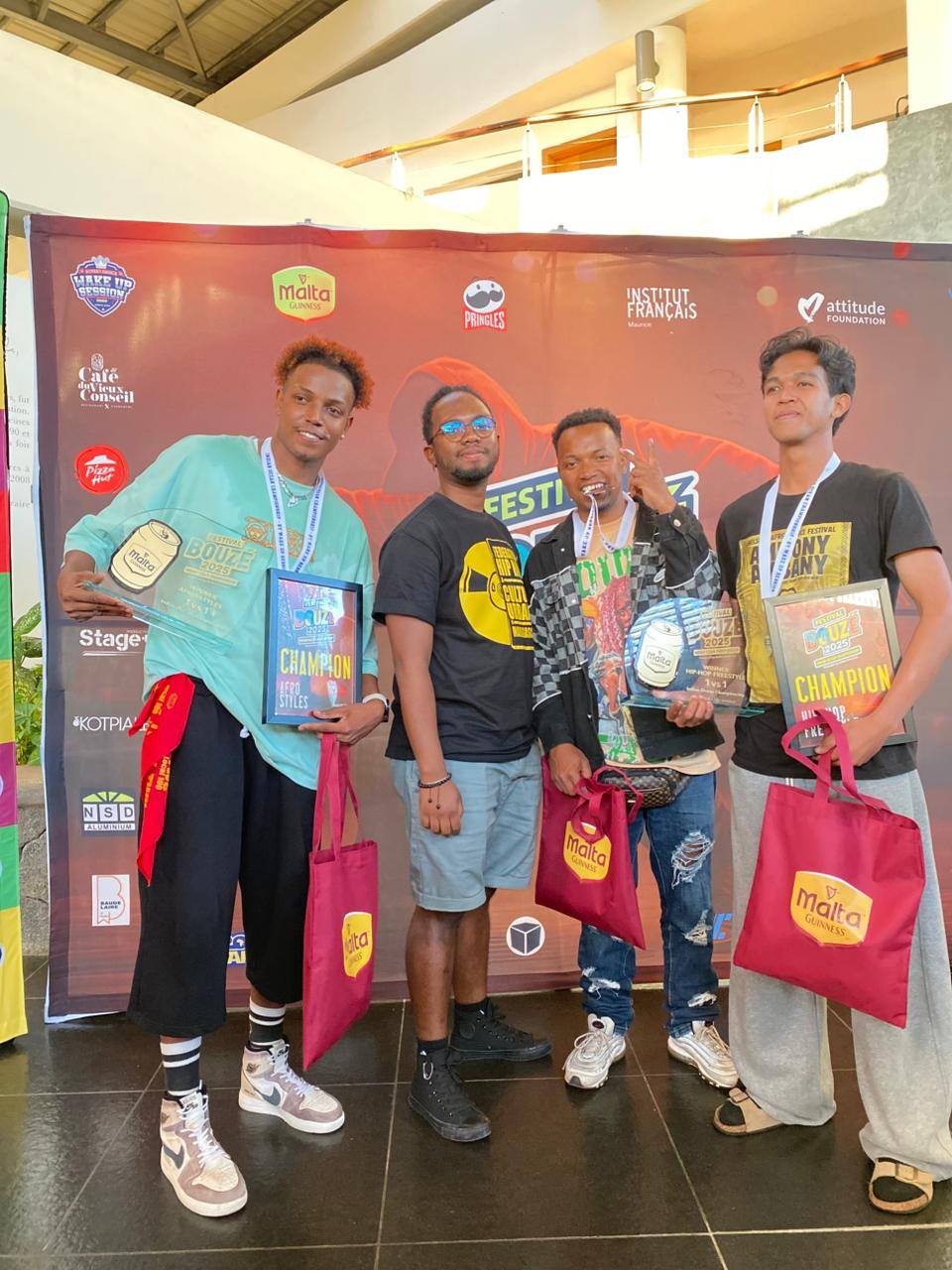 NAMIRATRA I MADAGASIKARA TAMIN' NY WAKE UP SESSION 2025 TAO AMIN' NY FESTIVAL BOUGE - NOSY MAORISY