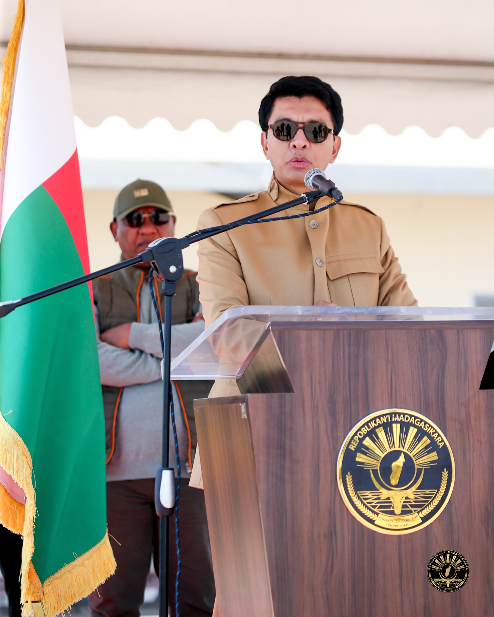 NANATRIKA NY FAMPIVONDRONANA NA NY RASSEMBLEMENT AN' IREO HERY FIAROVANA SY FILAMINANA NY FILOHA ANDRY RAJOELINA