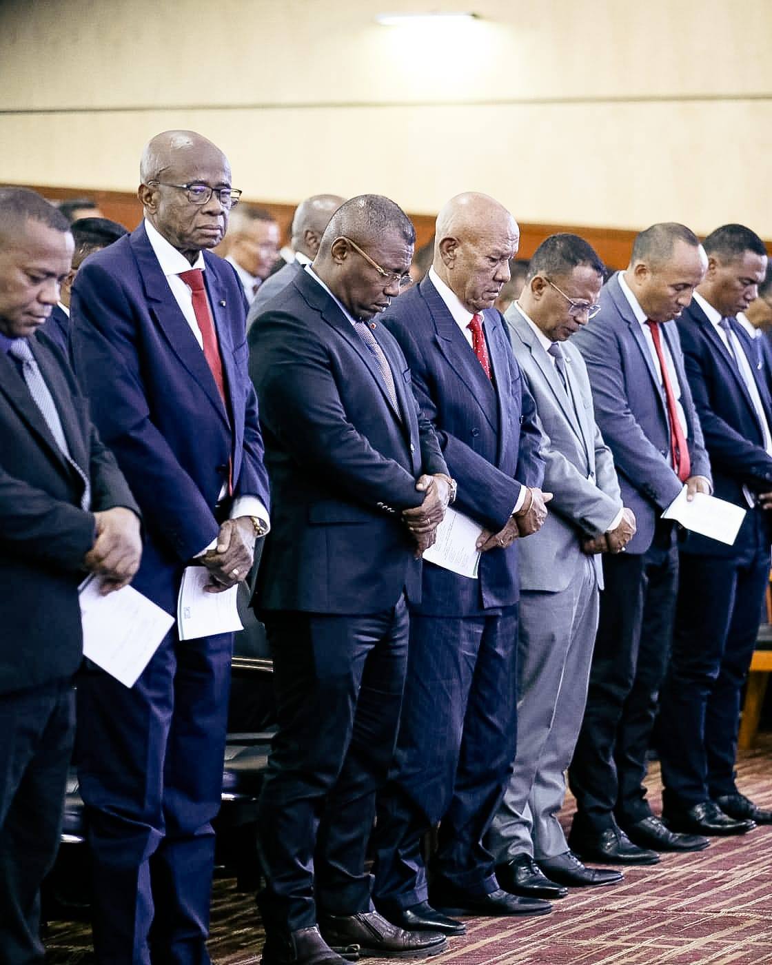 FOTOAM-BAVAKA IRAISAM-PINOANA