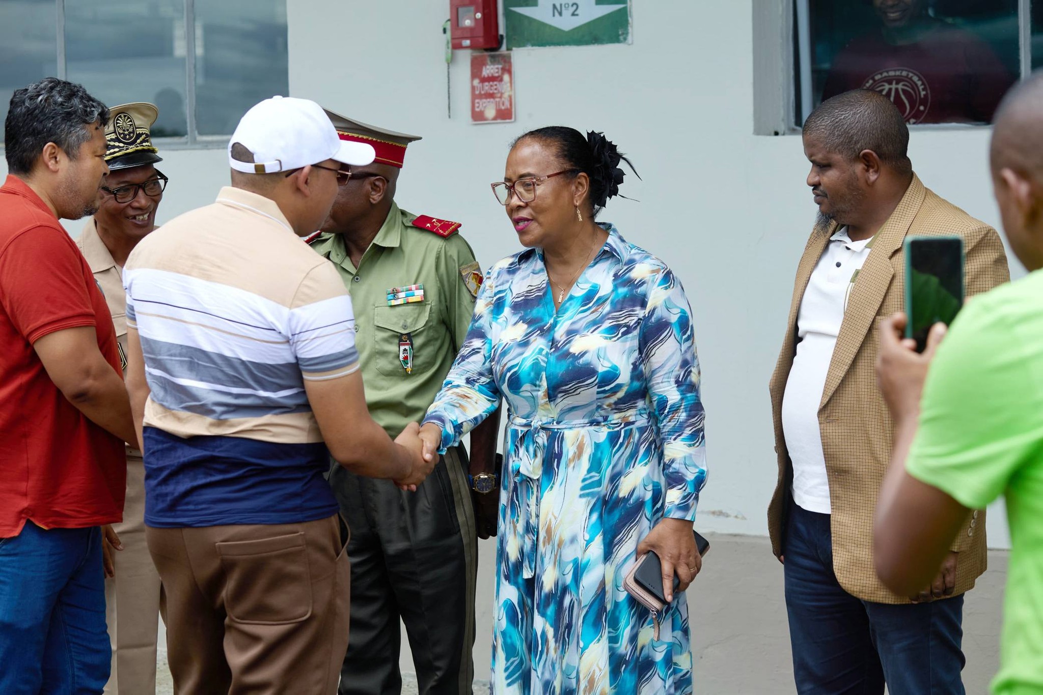 MANATANTERAKA FITSIDIHANA OFISIALY AO TOAMASINA NY MINISITRY NY SERASERA SY NY KOLONTSAINA GASCAR FENOSOA HOTRONIN' NY TALEJENERALIN' NY SERASERA RAKOTOMALALA FALY MAHEFANIRINA