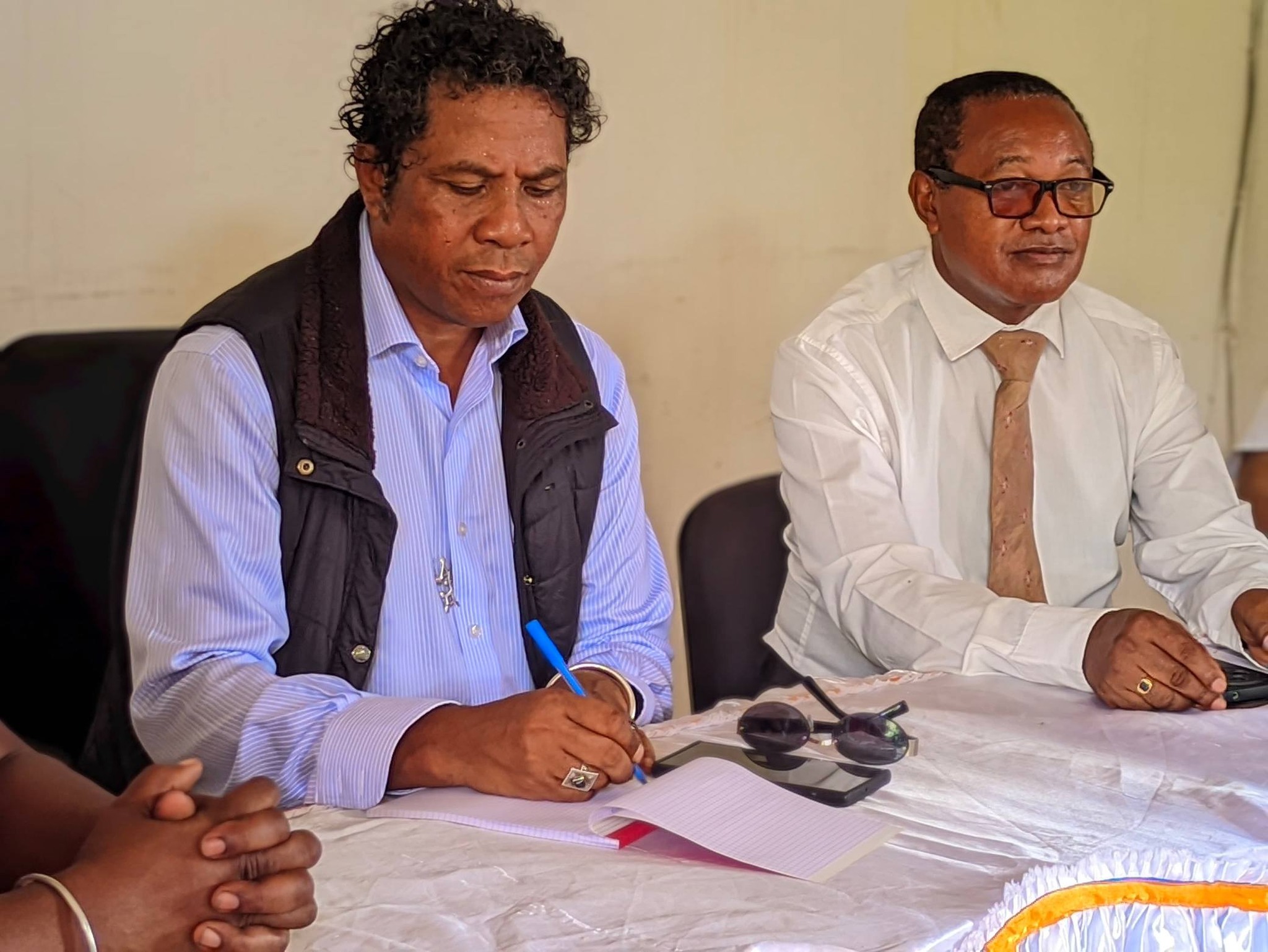 FOMBAN-DRAZANA ATSIMO ATSINANANA SY FAMPIROBOROBOANA NY ZAVA-KANTO, NIARA-NIDINIKA TAMIN' IREO AMPANKAJA SY MPANAKANTO NY TALE JENERALIN' NY KOLONTSAINA