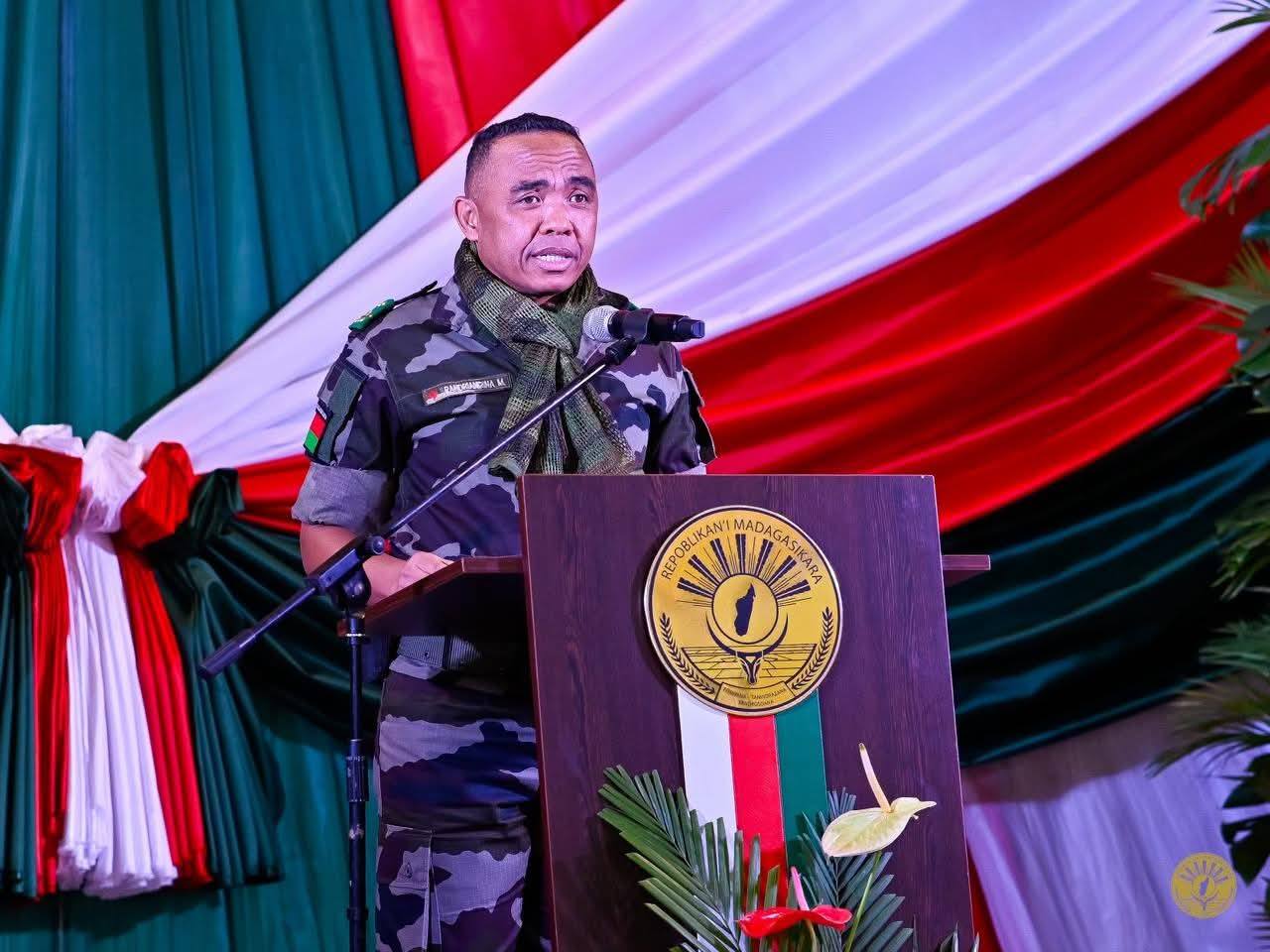 NISANTATRA NY FISORATANA ANARANA BIOMETRIKA NY FILOHAN' NY FANAVAOZANA NY REPOBLIKA SY IREO MPANOLOTSAINA AVO, IREO ANDRIMPANJAKANA, ARY NY GOVERNEMANTA