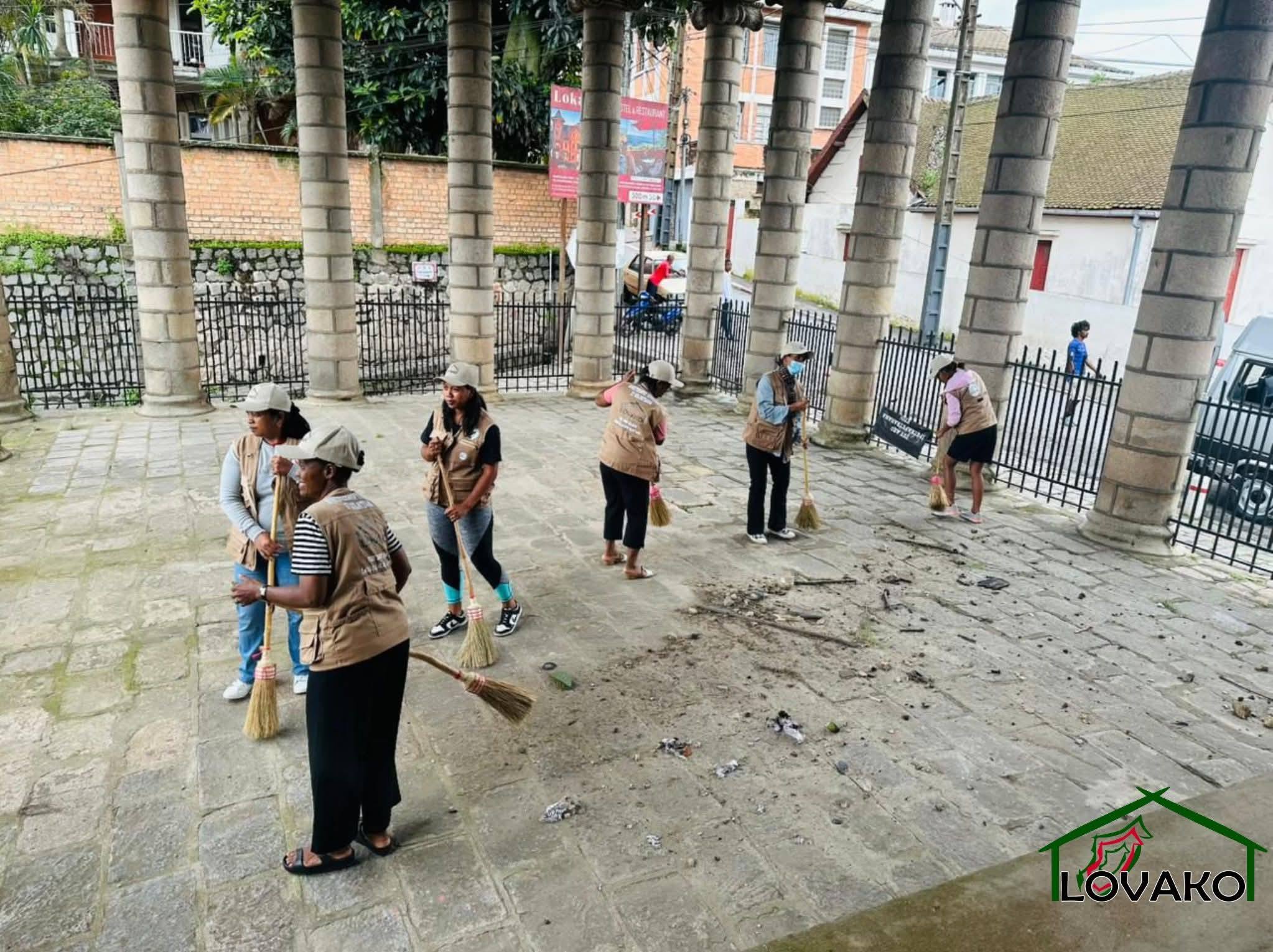 LAPAN' NY FITSARANA AMBATOFINANDRAHANA - HAREMBAKO-PIRENENA MIRAKITRA NY ELA