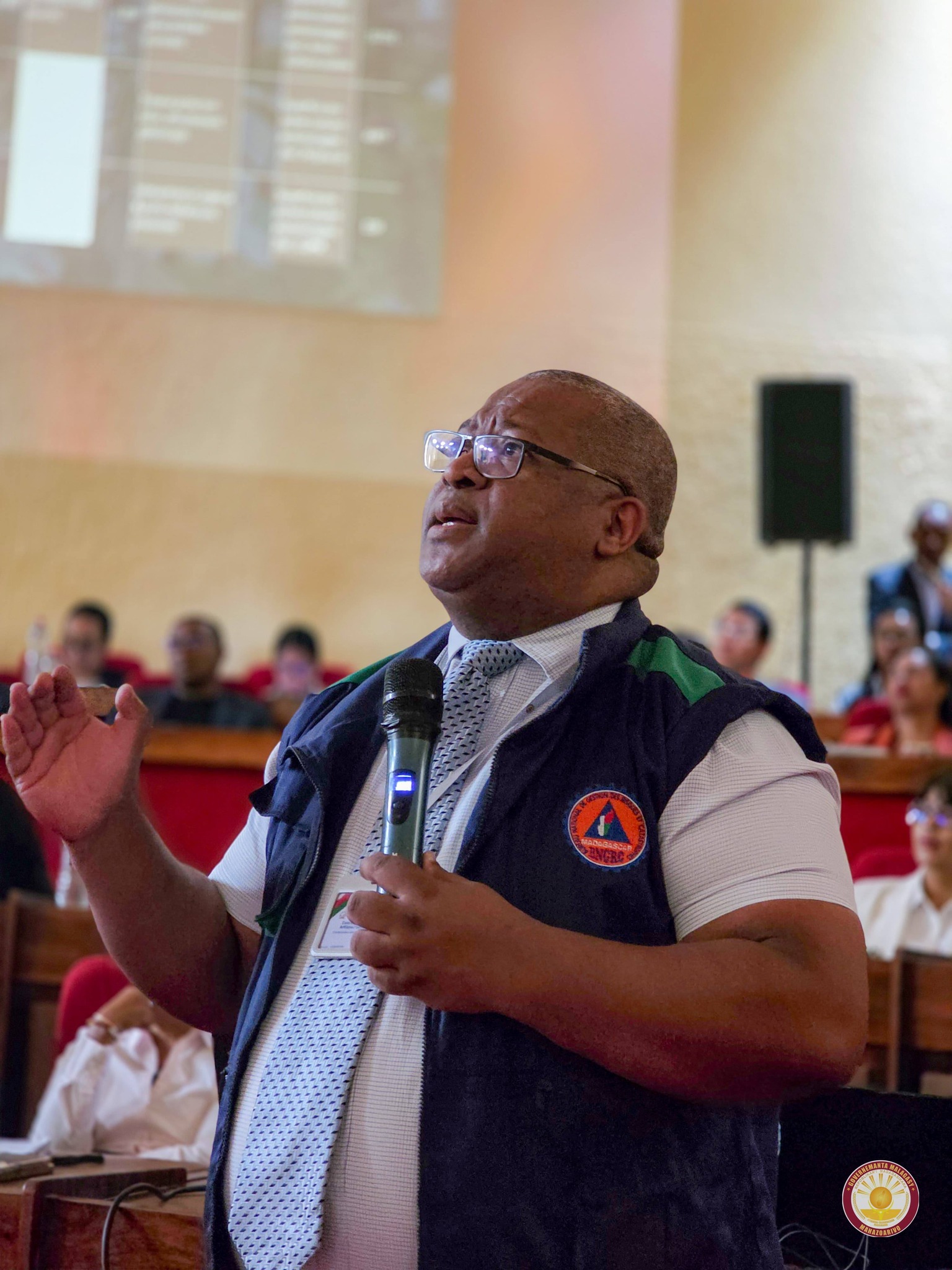 ANTSO AVO IRAISAM-PIRENENA HO FANARENANA NY FAHASIMBANA VOKATRY NY RIVODOZA GEZANI