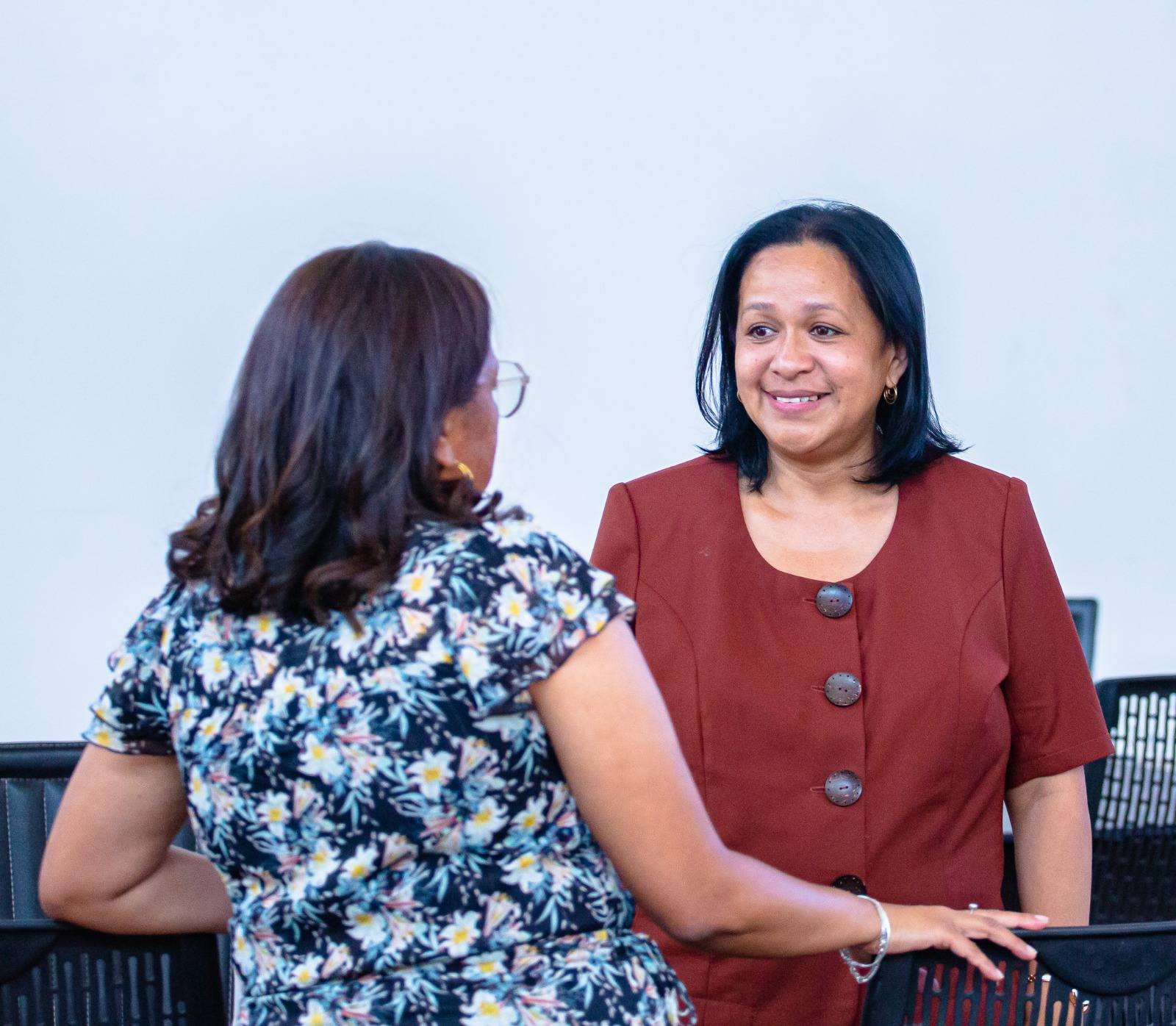 ATRIKASA FANOMBOHAN' NY TETIKASA MOMBA NY FAHALALAHANA MANEHO HEVITRA, IREO FITAOVAN-TSERASERA VAOVAO, FAMPIROBOROBOANA NY ORINASAN-TSERASERA MALALAKA, MAHALEOTENA SY MAROLOKO