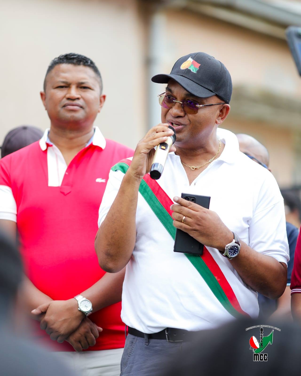 KAOMINA MIISA 19 AO AMBATOLAMPY NO AFAKA HANJOHY NY TVM SY RNM INDRAY