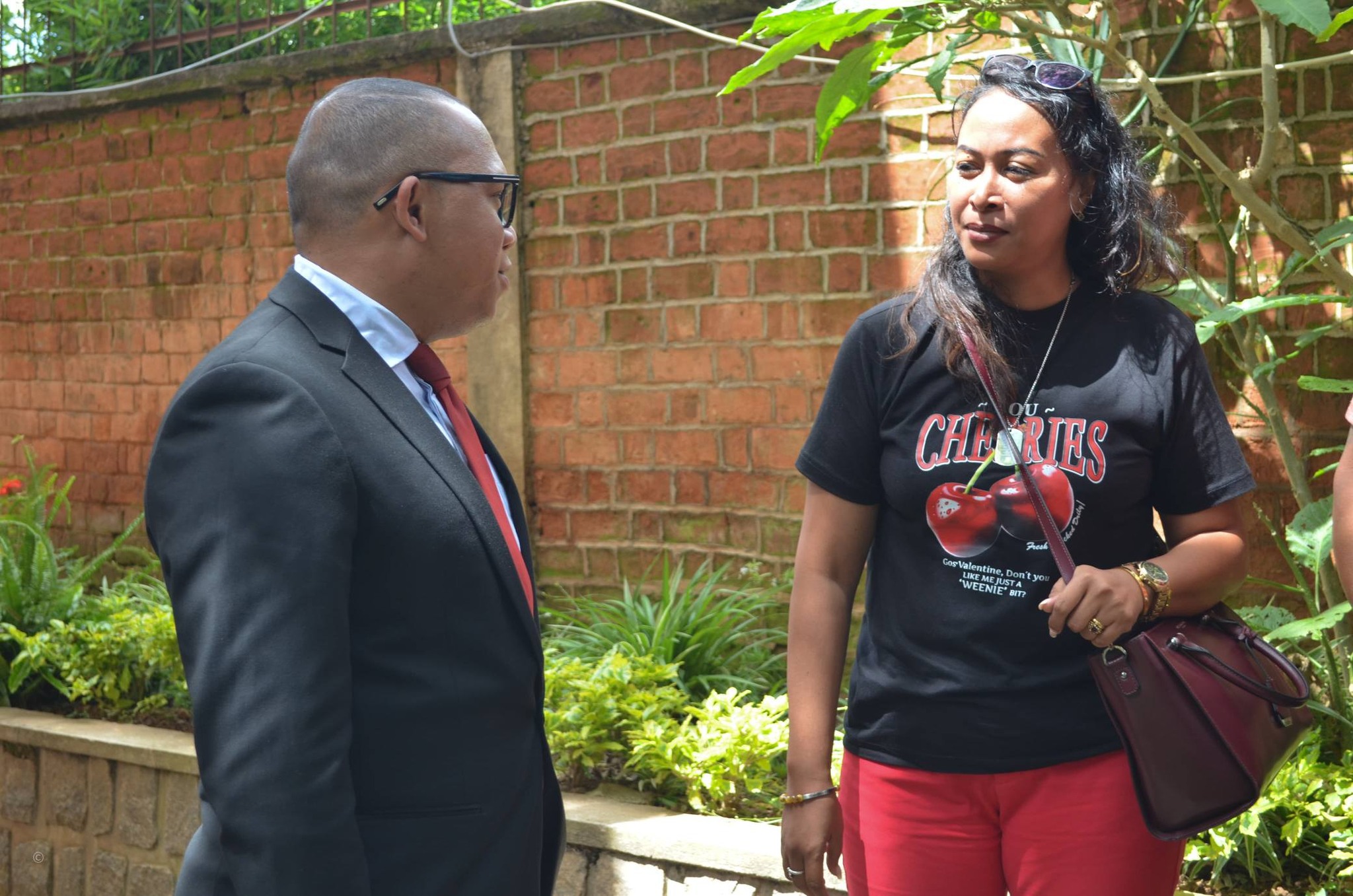 AMPERINASA IREO RAFITRA VAOVAO NAPETRAKA EO ANIVON' NY ANIVON' NY OMDA