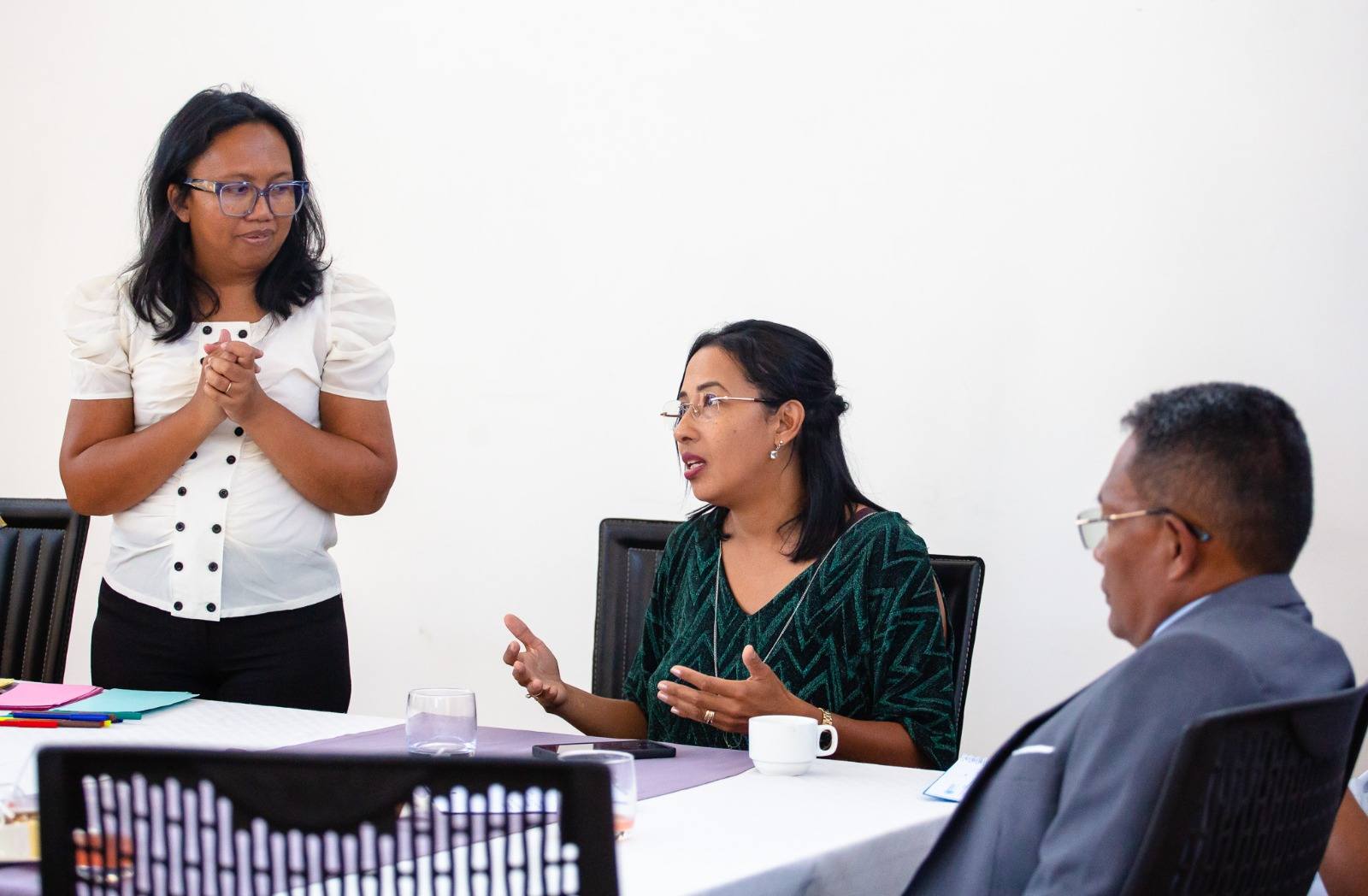 ATRIKASA FANOMBOHAN' NY TETIKASA MOMBA NY FAHALALAHANA MANEHO HEVITRA, IREO FITAOVAN-TSERASERA VAOVAO, FAMPIROBOROBOANA NY ORINASAN-TSERASERA MALALAKA, MAHALEOTENA SY MAROLOKO