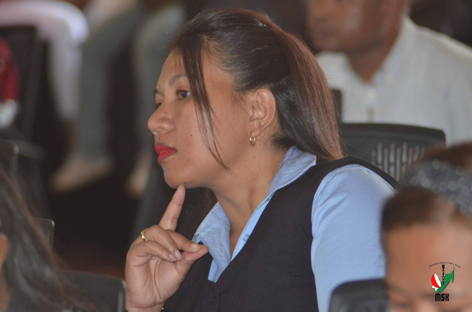 NIARA-NIDINIKA TAMIN'IREO TOMPONY HAINO VAKY JERY NY MOMBA NY TNT