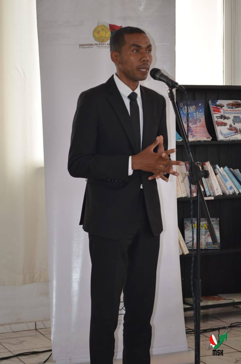 TOMPON' ANDRAIKITRA AMBONY MAROMARO EO ANIVON' NY MINISTERAN' NT SERASERA SY NY KOLONTSAINA NO NANDRAY NY ASANY ANDROANY ALAROBIA 10 DESAMBRA 2025 TAORIAN' NY NAHAVOATENDRY AZY IREO NANDRITRA NY FILAN-KEVITRY NY MINISITRA NY ALATSINAINY 08 DESAMBRA 2025 L