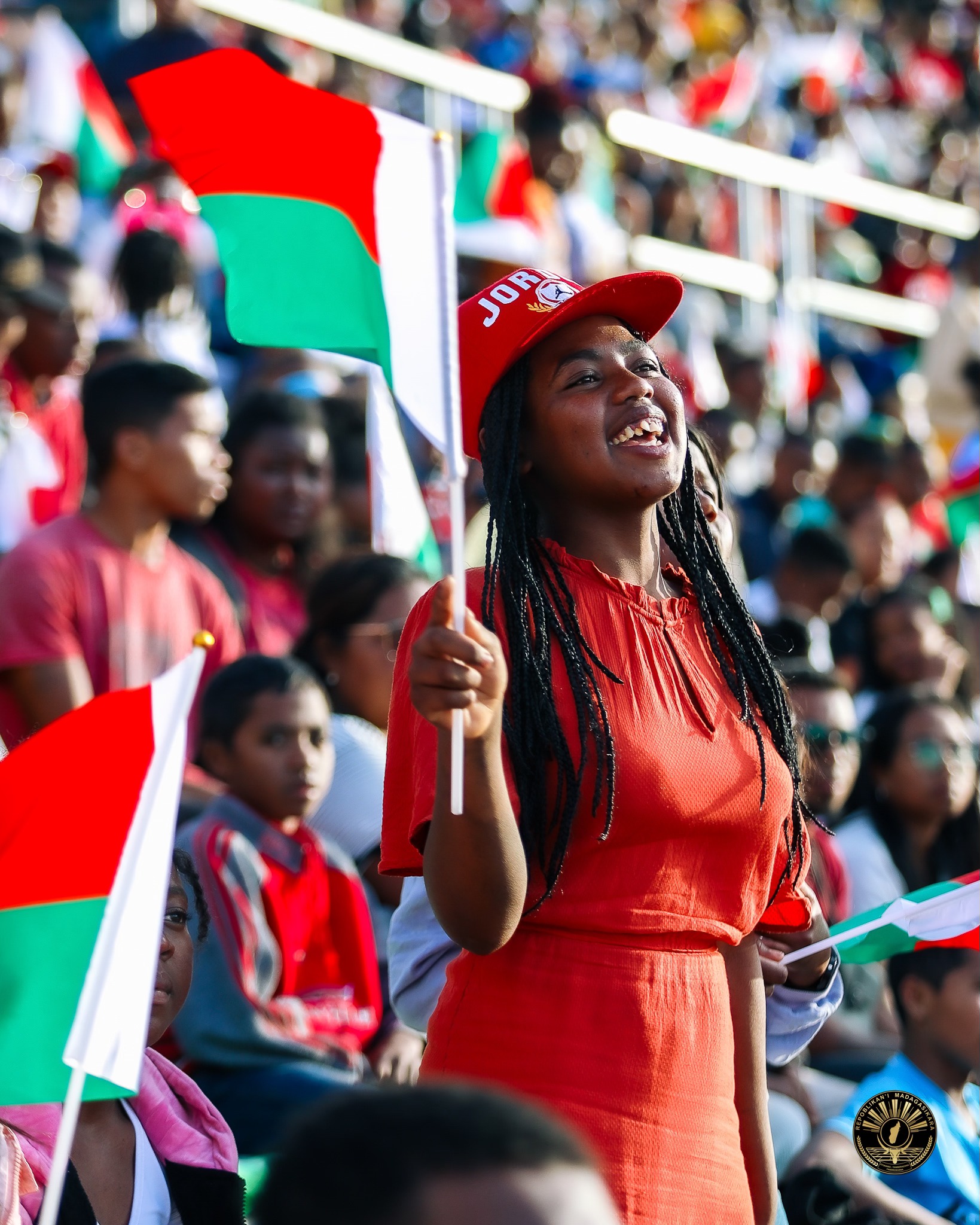 MANAN-DANJA MANOKANA HO AN' NY FIRENENA IZAO FAHA-65 TAONA NIVERENAN' NY FAHALEOVANTENA IZAO