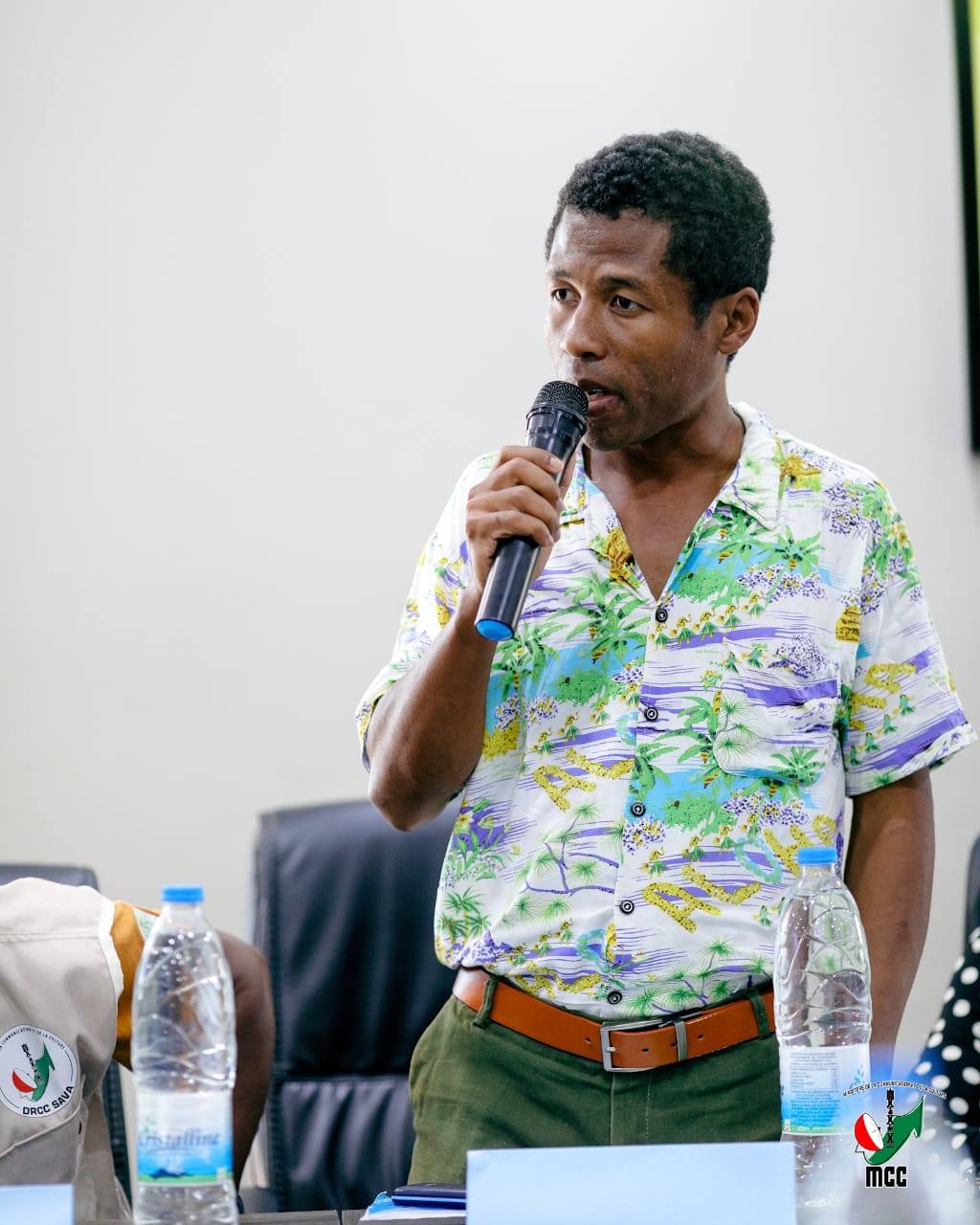 FANOFANANA SY FANAMAFISANA FAHAIZA-MANAO