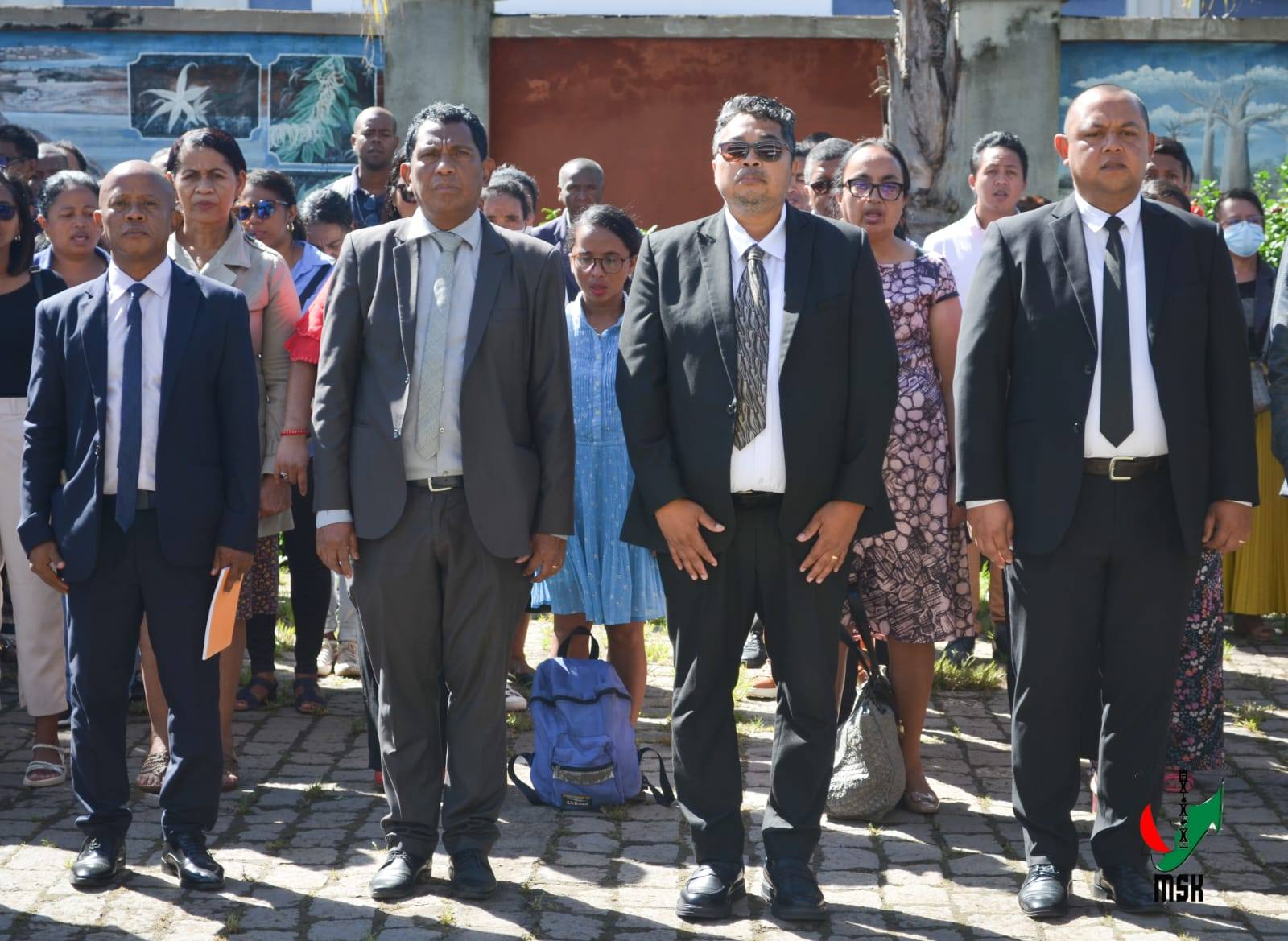 FANANGANAN-TSAINA FANAO ISAKY NY VOALOHAN' NY VOLANA