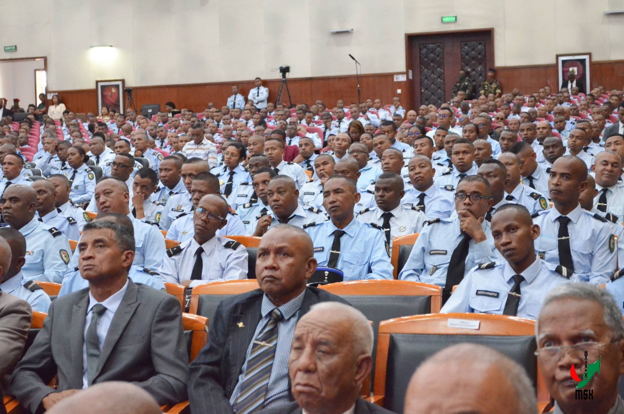 FIKAONANDOHA HO FANAVAOZANA NY ZANDARIMARIAM-PIRENENA