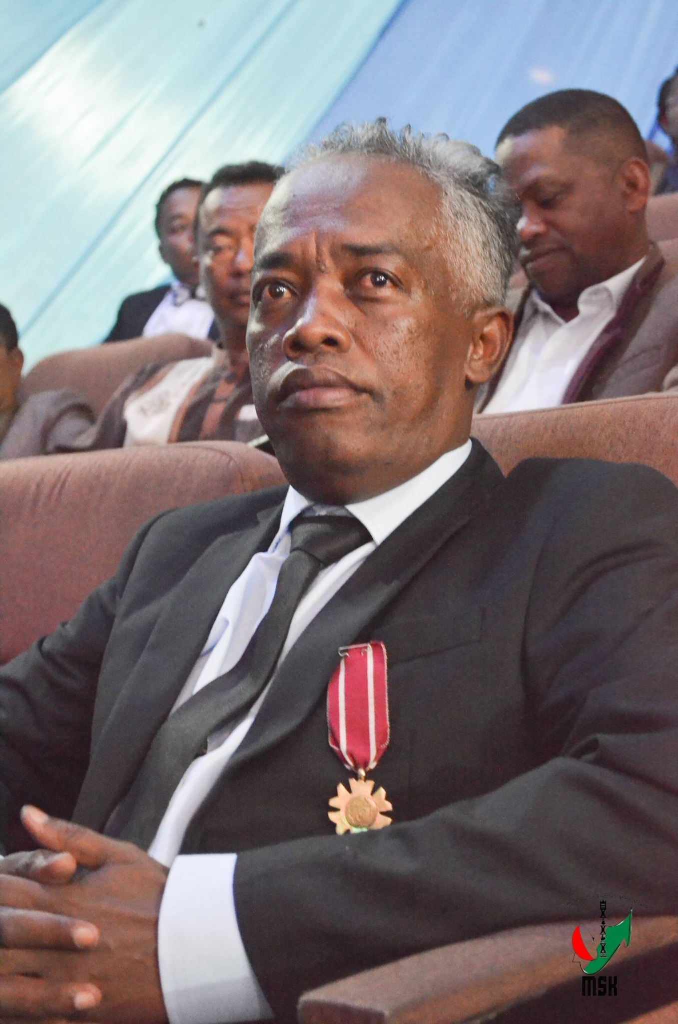 MITANA ANJARA ANDRAIKITRA GOAVANA AMIN'NY FIKOLOKOLOANA SY FANANDRATANA NY KOLONTSAINA MALAGASY NY MPIKARAKARA FAMPISEHOANA MATIHANINA