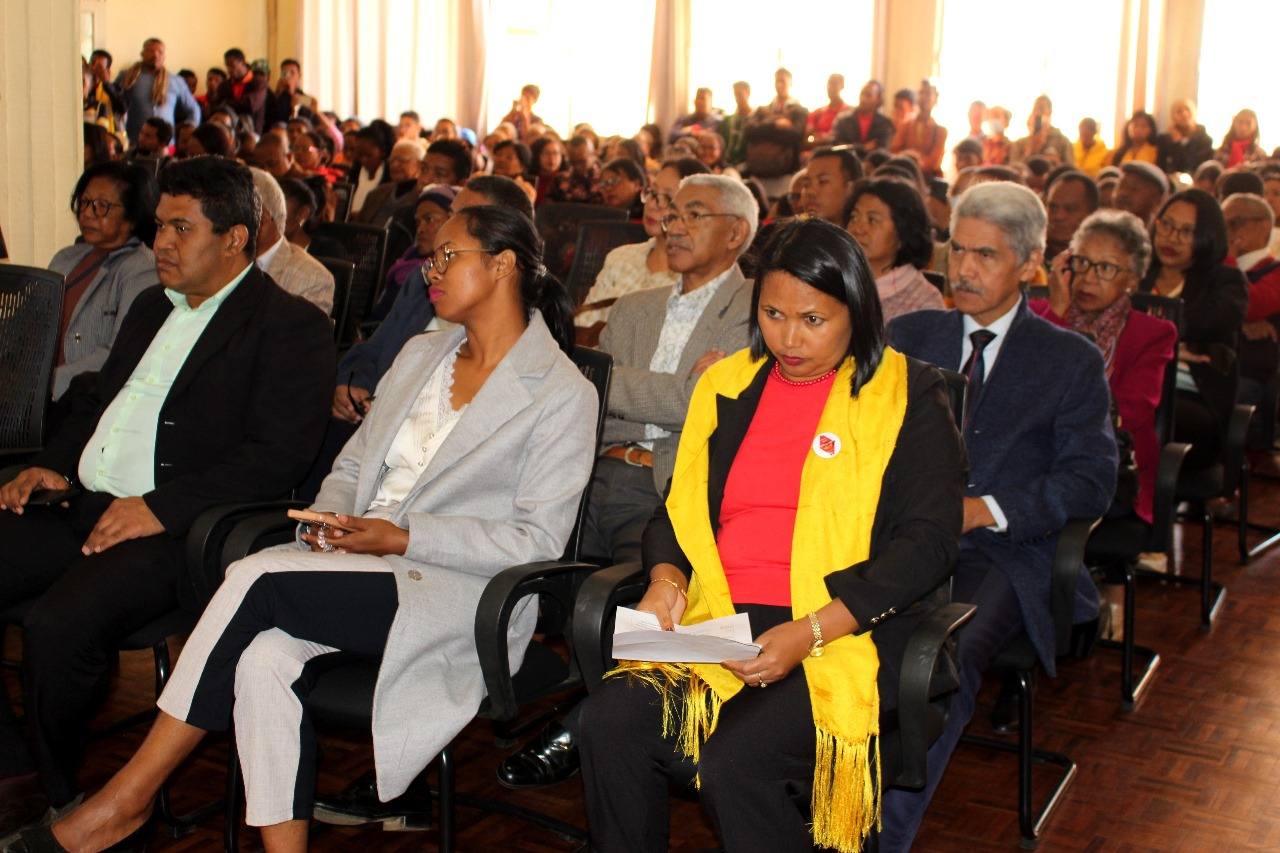 SOMBIN-TONOKALON' I RANDJA ZANAMIHOATRA