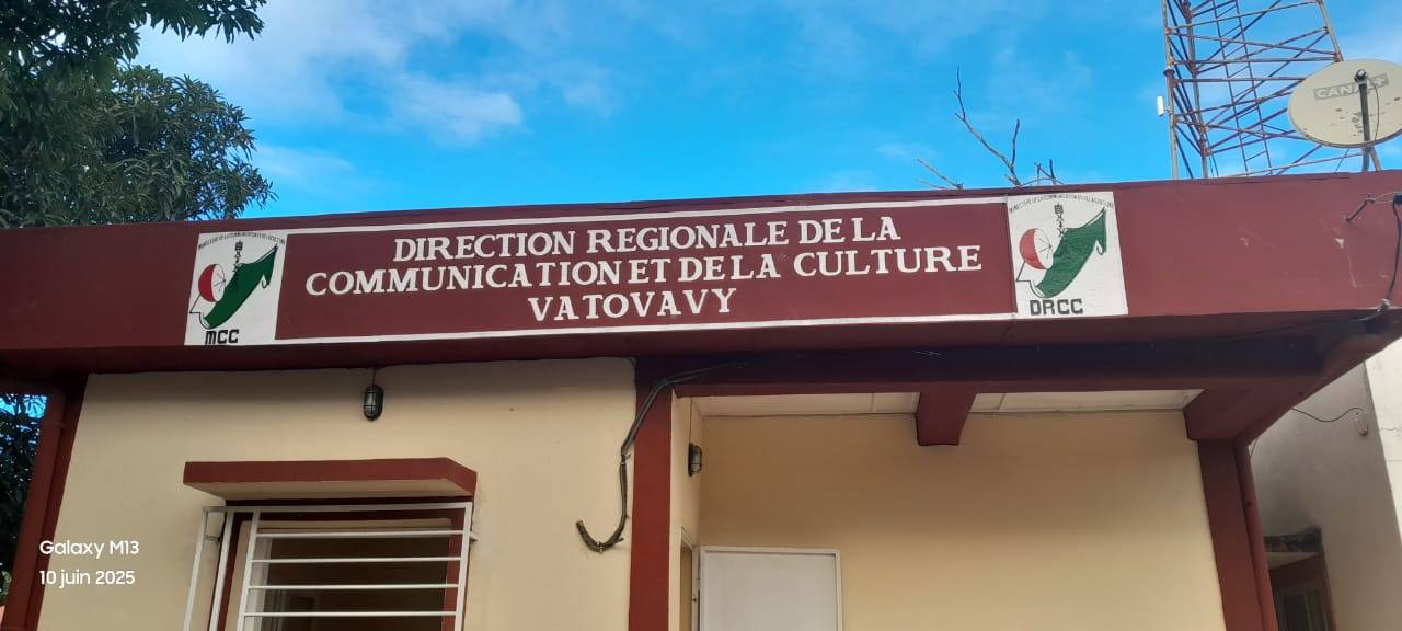 TAFIDITRA AMIN' NY FANANTATERAHANA HATRANY NY VINAN' ANDRIAMATOA FILOHAN' NY REPOBLIKA ANDRY RAJOELINA