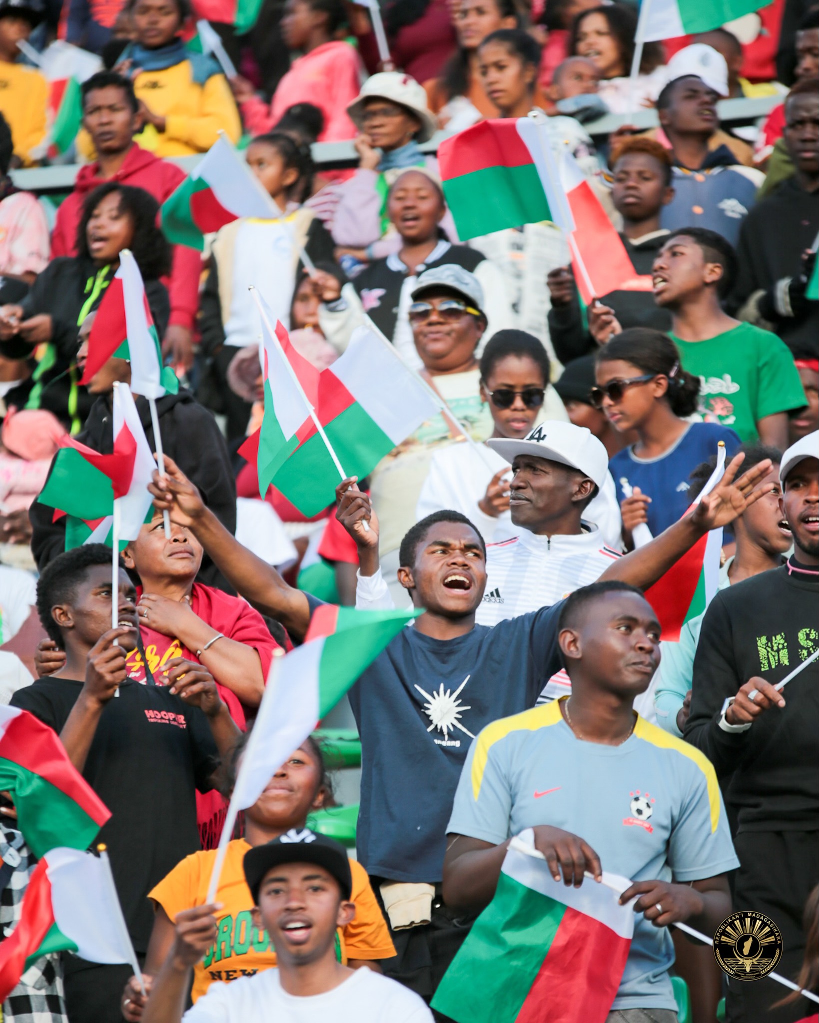 MANAN-DANJA MANOKANA HO AN' NY FIRENENA IZAO FAHA-65 TAONA NIVERENAN' NY FAHALEOVANTENA IZAO