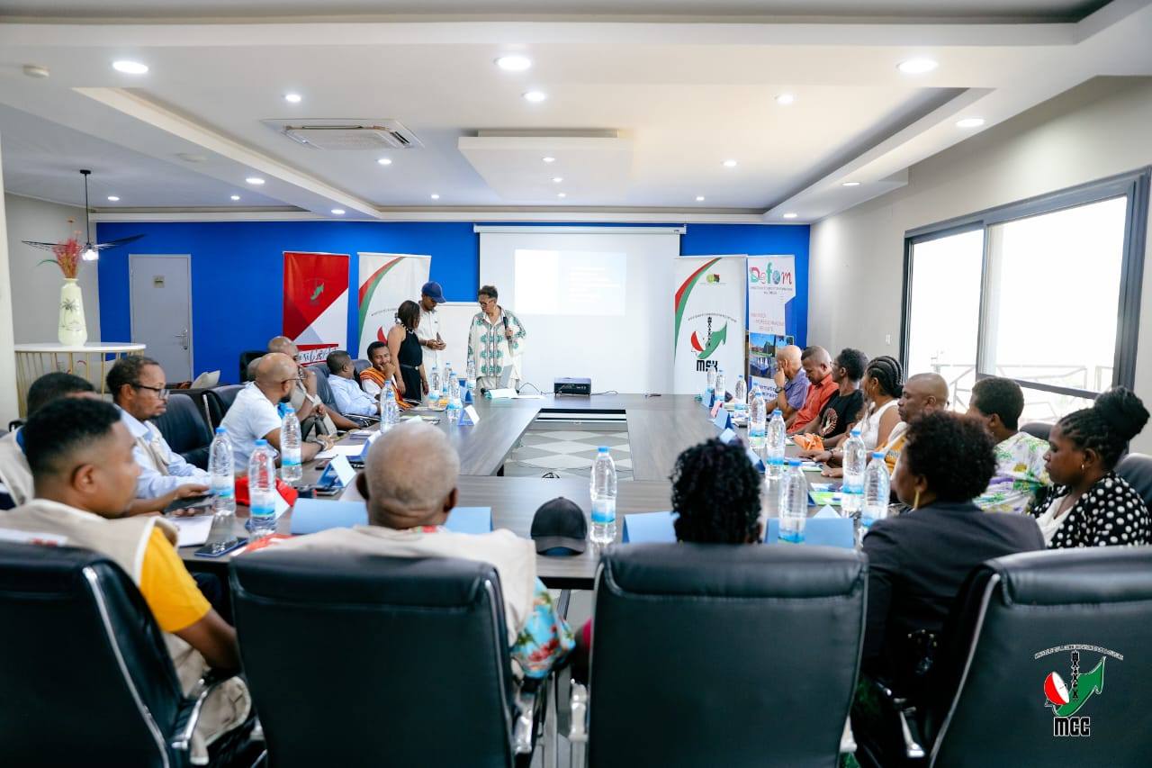 FANOFANANA SY FANAMAFISANA FAHAIZA-MANAO