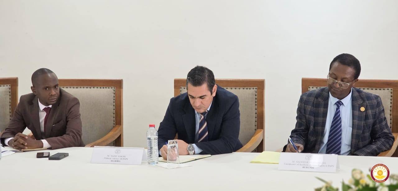 FANAVAOZANA ETO MADAGASIKARA, FANANTENANA HO AN'I AFRIKA