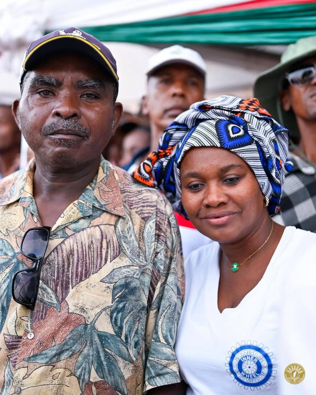 IARA-MISALAHY AMIN' IREO TOMPON' ANDRAIKITRA ISAN' AMBARATONGANY MANAO NY FAMERENANA AMIN' NY LAONINY NY FIAINAM-BAHOAKA SY NY FANARENANA NY TAKAITRA NAVELAN' NY RIVODOZA FYTIA NY FILOHA RANDRIANIRINA MICHAEL