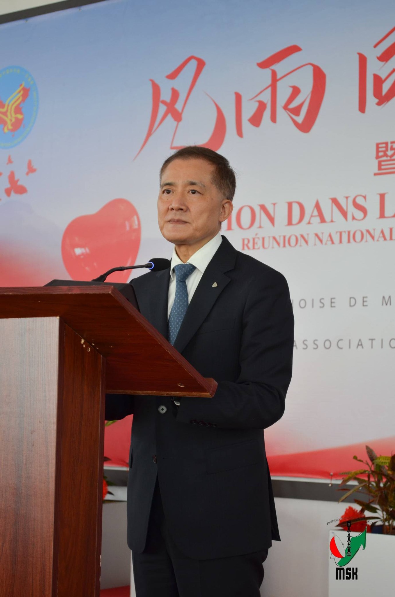 MANAO TOHIVAKANA MANEHO FIRAISANKINA AMIN' I MADAGASIKARA NOHO NY VOINA VOAJANAHARY IREO MPIARA-MIOMBONA ANTOKA VAHINY