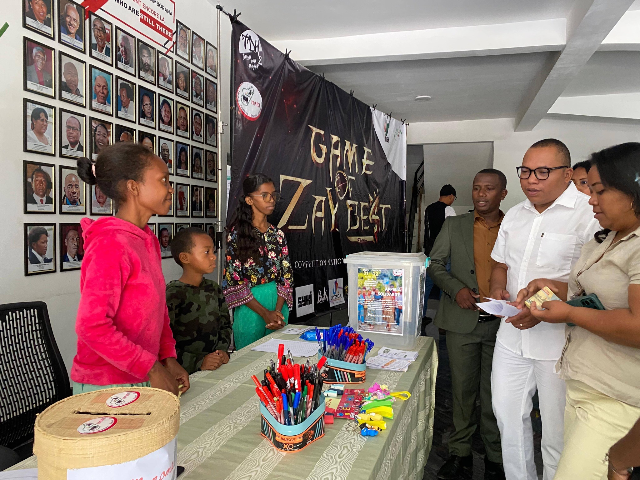 ANJARAN' NY TANORA INDRAY ANDROANY NO NANOLOTRA HETSIKA ARA-KOLONTSAINA EO AMIN' NY TONTOLON' NY DIHY AN-TANAN-DEHIBE