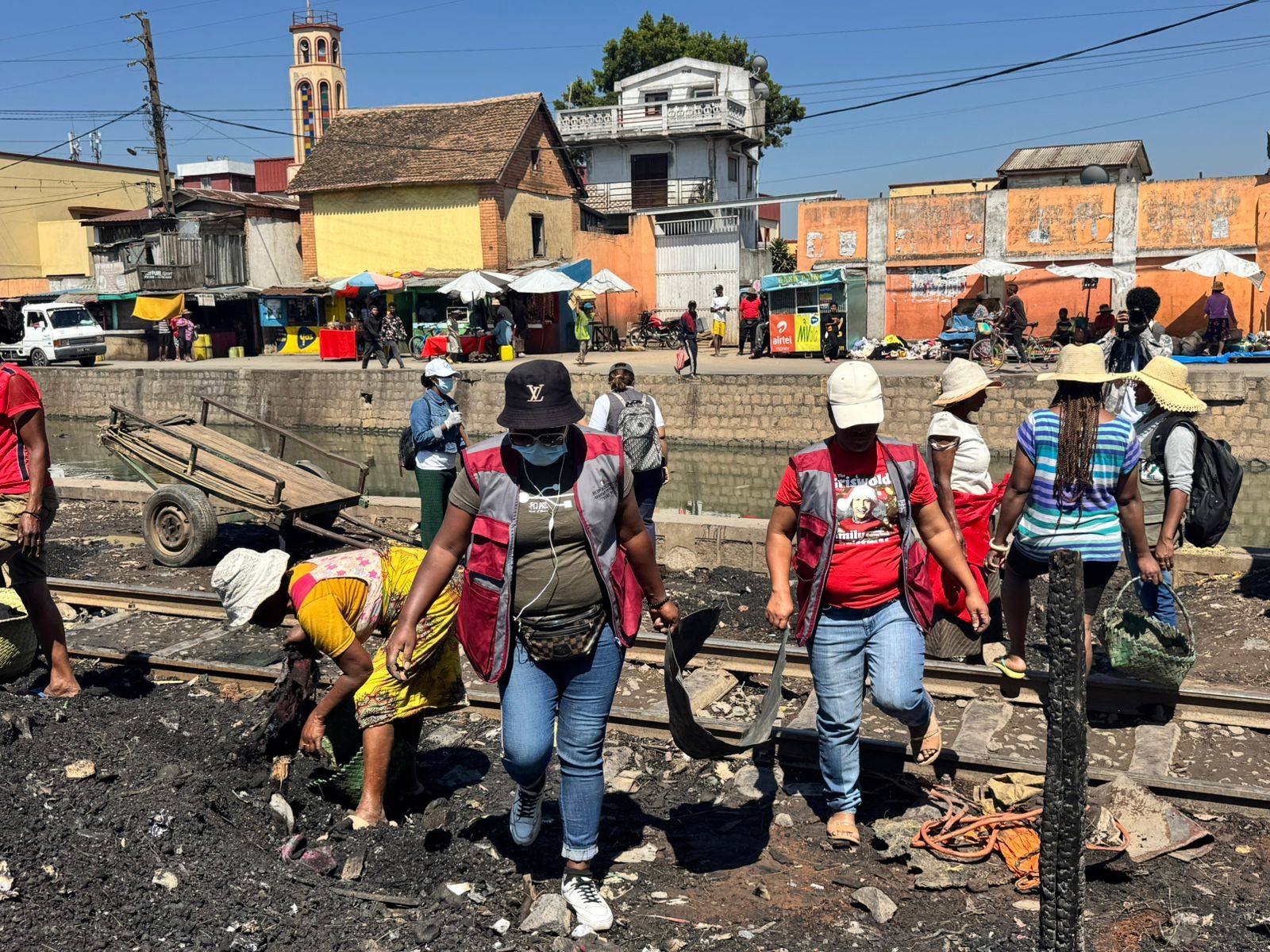 ANDRO NATOKANA HO AMIN' NY FIROTSAHANA AN-TSITRAPO SY ASA FANOLORAN-TENA