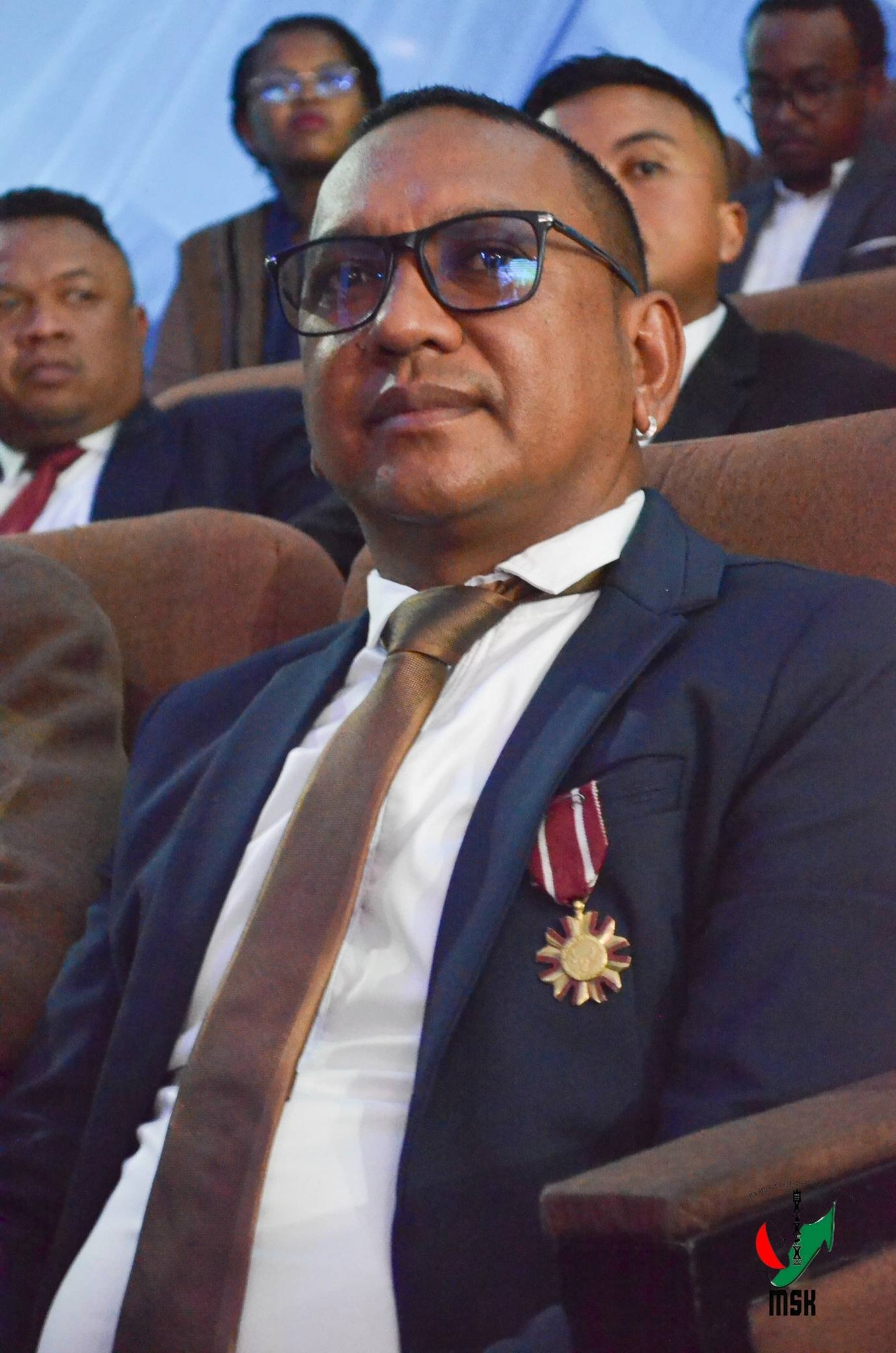 MITANA ANJARA ANDRAIKITRA GOAVANA AMIN'NY FIKOLOKOLOANA SY FANANDRATANA NY KOLONTSAINA MALAGASY NY MPIKARAKARA FAMPISEHOANA MATIHANINA