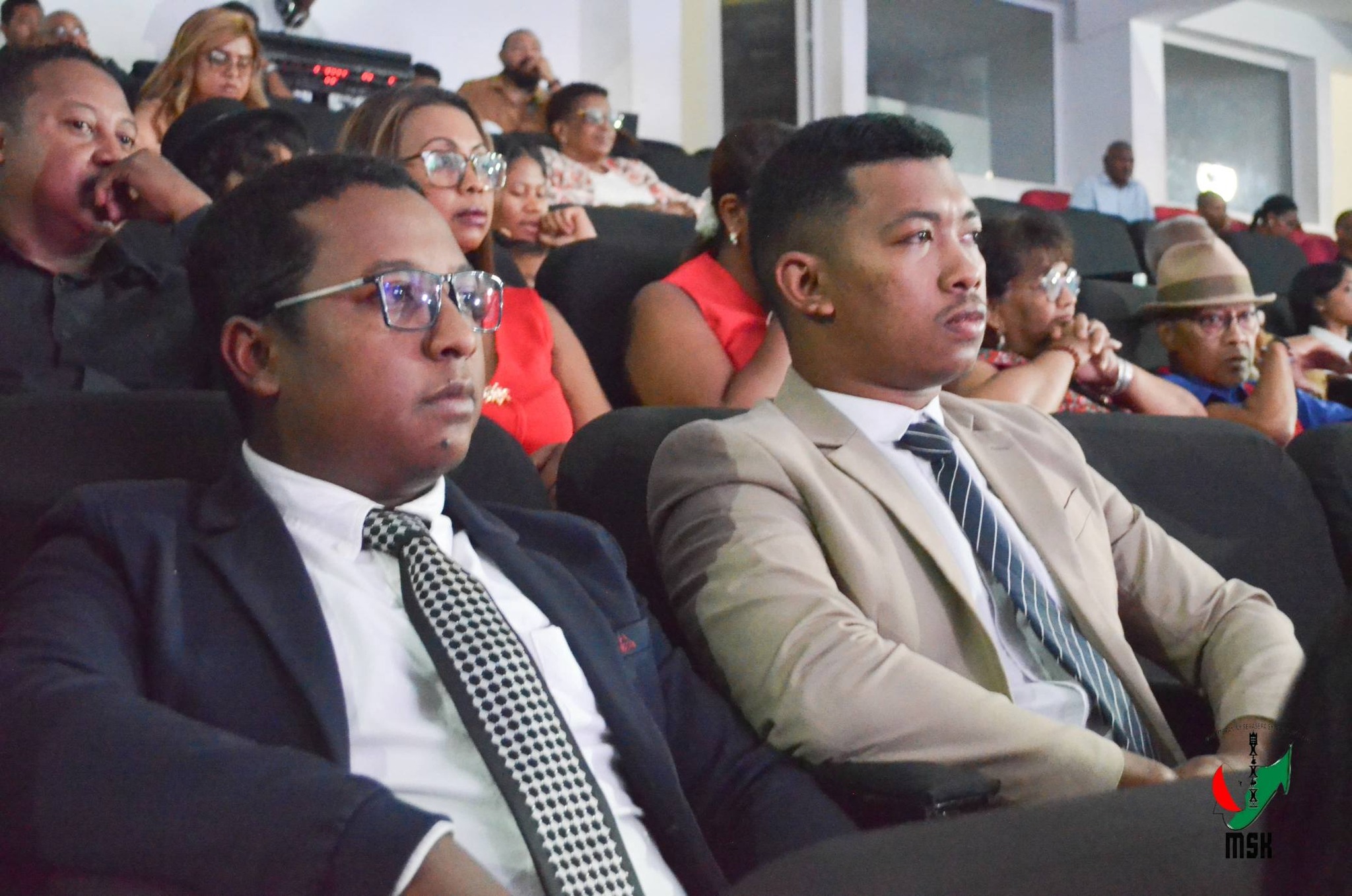 MITANA ANJARA ANDRAIKITRA GOAVANA AMIN'NY FIKOLOKOLOANA SY FANANDRATANA NY KOLONTSAINA MALAGASY NY MPIKARAKARA FAMPISEHOANA MATIHANINA