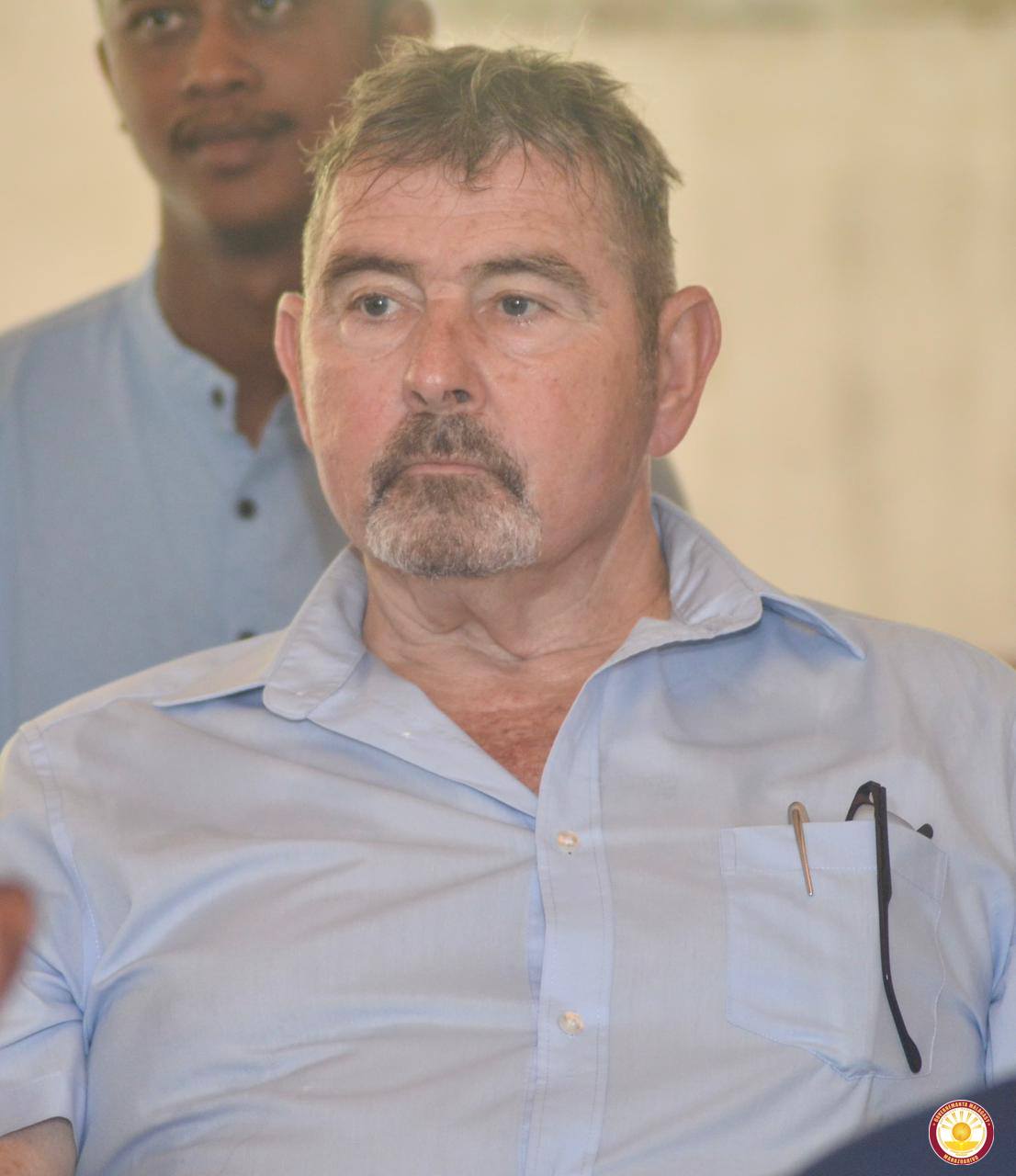 BASE TOLIARA VONONA HIFANOME TANANA NY RAY AMAN-DRENY SY NY MPANAO POLITIKA ATY AN-TOERANA HO AN' IO TETIKASA IO