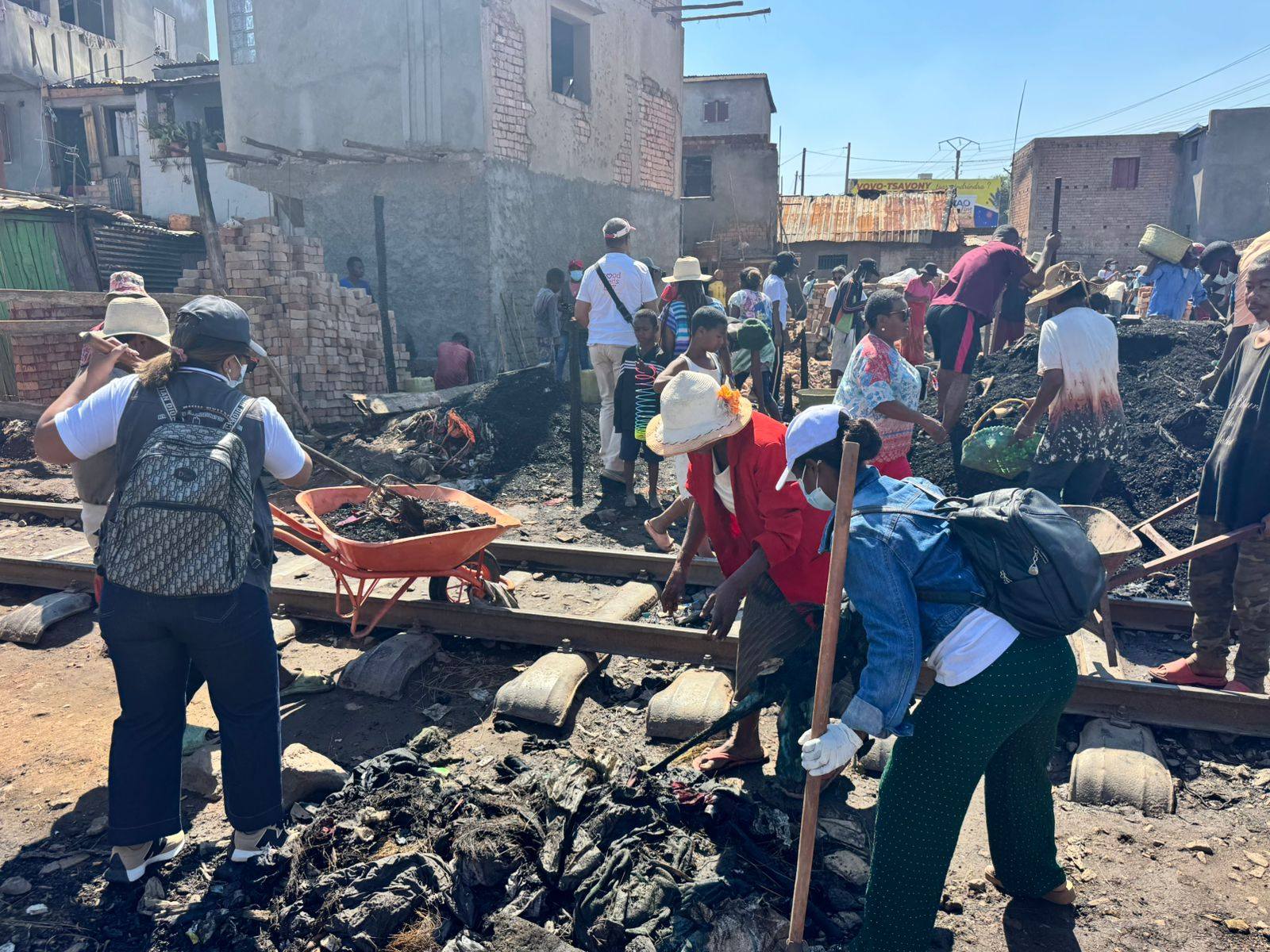 ANDRO NATOKANA HO AMIN' NY FIROTSAHANA AN-TSITRAPO SY ASA FANOLORAN-TENA