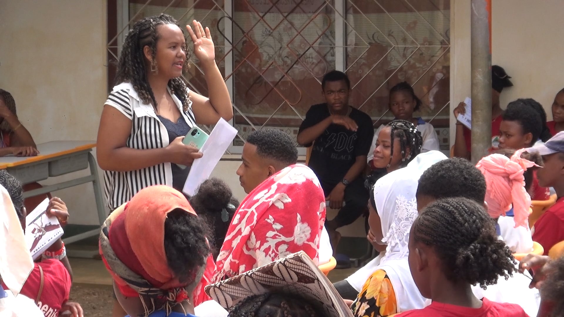 AKON'NY FANKALAZANA NY ANDRO IRAISAM-PIRENENA HO AN'NY TENINDRENY TANY AMIN'NY FARITRA DIANA