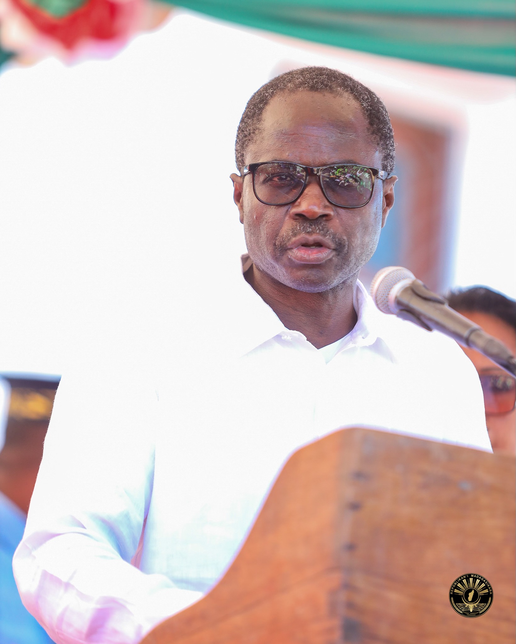 TSY MAINTSY MANDROSO I NOSY BE