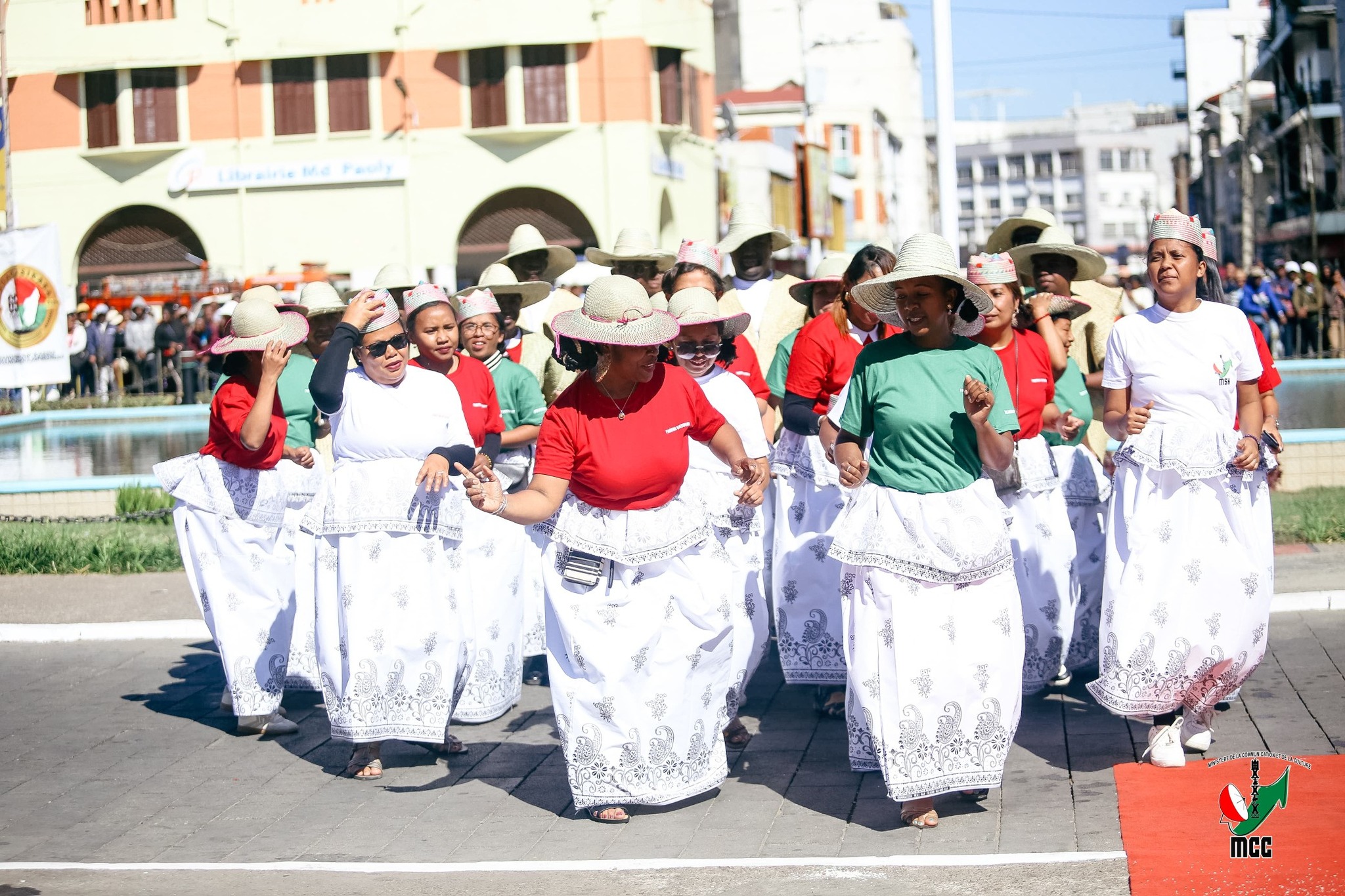 " NY FITIAVAN-TANINDRAZANA MITARIKA FANDROSOANA"