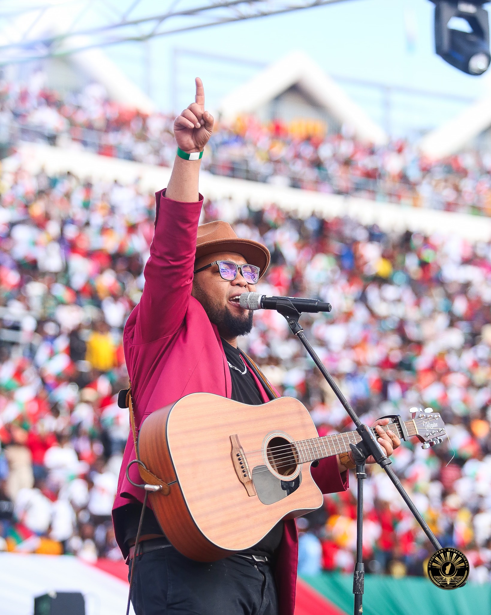 MANAN-DANJA MANOKANA HO AN' NY FIRENENA IZAO FAHA-65 TAONA NIVERENAN' NY FAHALEOVANTENA IZAO