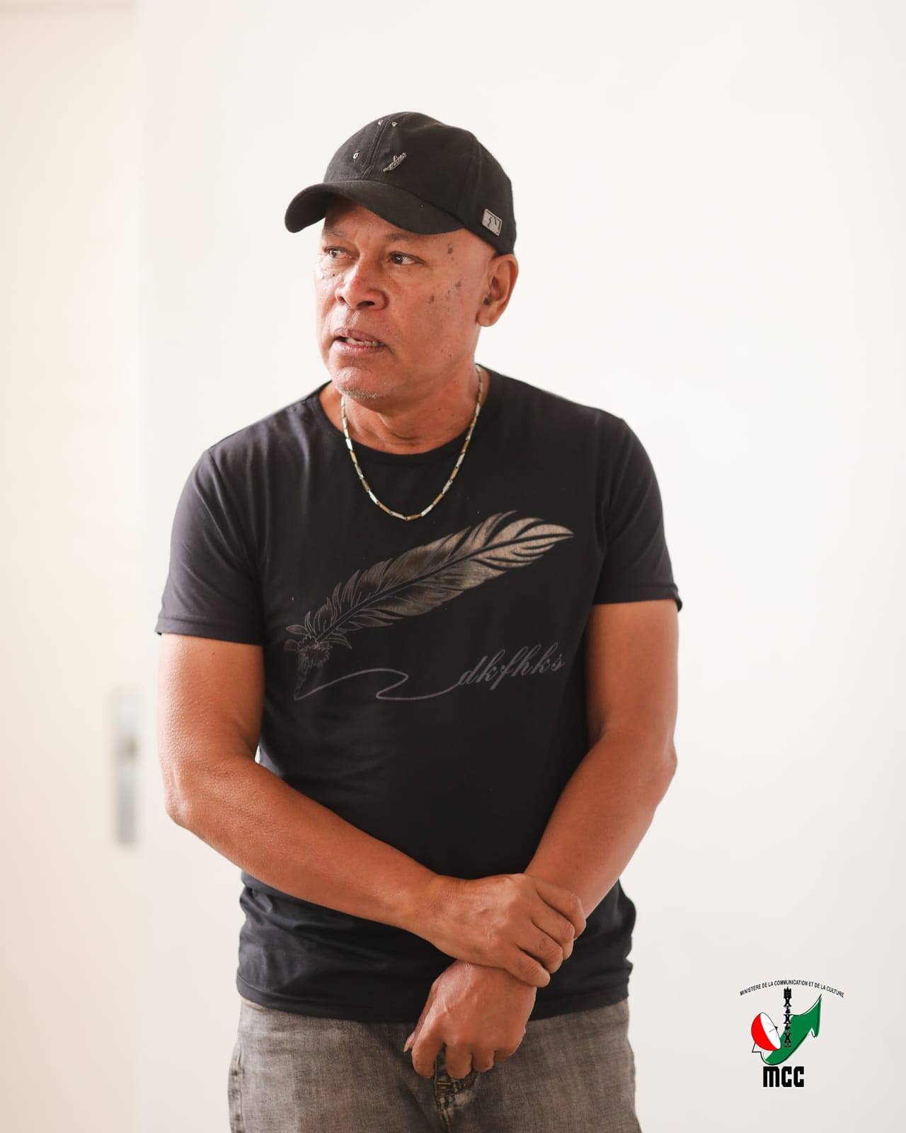 TAO ANATY FIRAHALAHIANA NY FIHAONANA NANAOVANA DINIDINIKA TEO AMIN' IREO MPANAKANTO SY NY MINISITRA MPIAHY