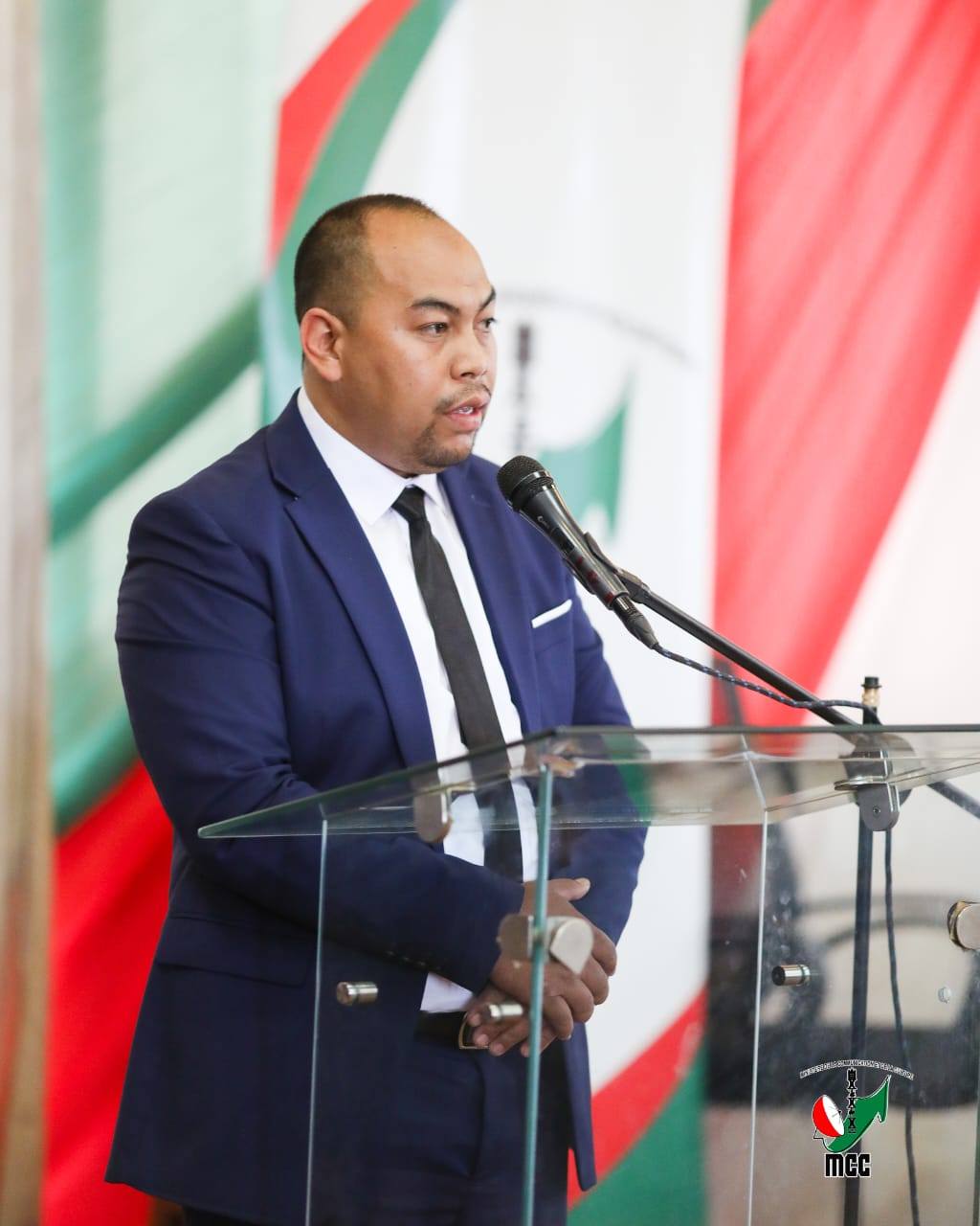 TONTOSA ANDROANY IHANY KOA NY FAMINDRAM-PAHEFANA TEO AMINA TOMPON' ANDRAIKITRA AMBONY MIISA TELO VOATENDRY ETO ANIVON' NY MINISTERAN' NY SERASERA SY NY KOLONTSAINA ARAKA NY FILAN-KEVITRY NY MINISITRA NY ALAROBIA 19 NOVAMBRA 2025