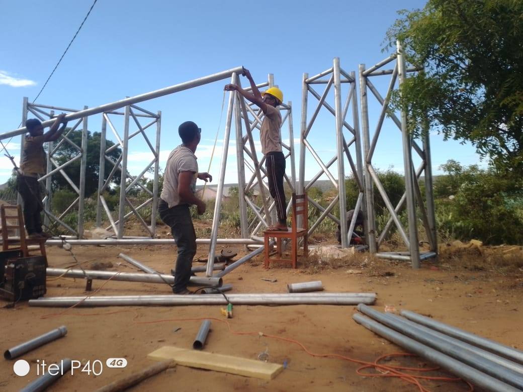 VITA FANARENANA IREO " PYLONES " AO AMBOASARY ATSIMO, FARITRA ANOSY SY NY AO AMIN' NY DISTRIKAN' I TSIHOMBE AO ANDROY