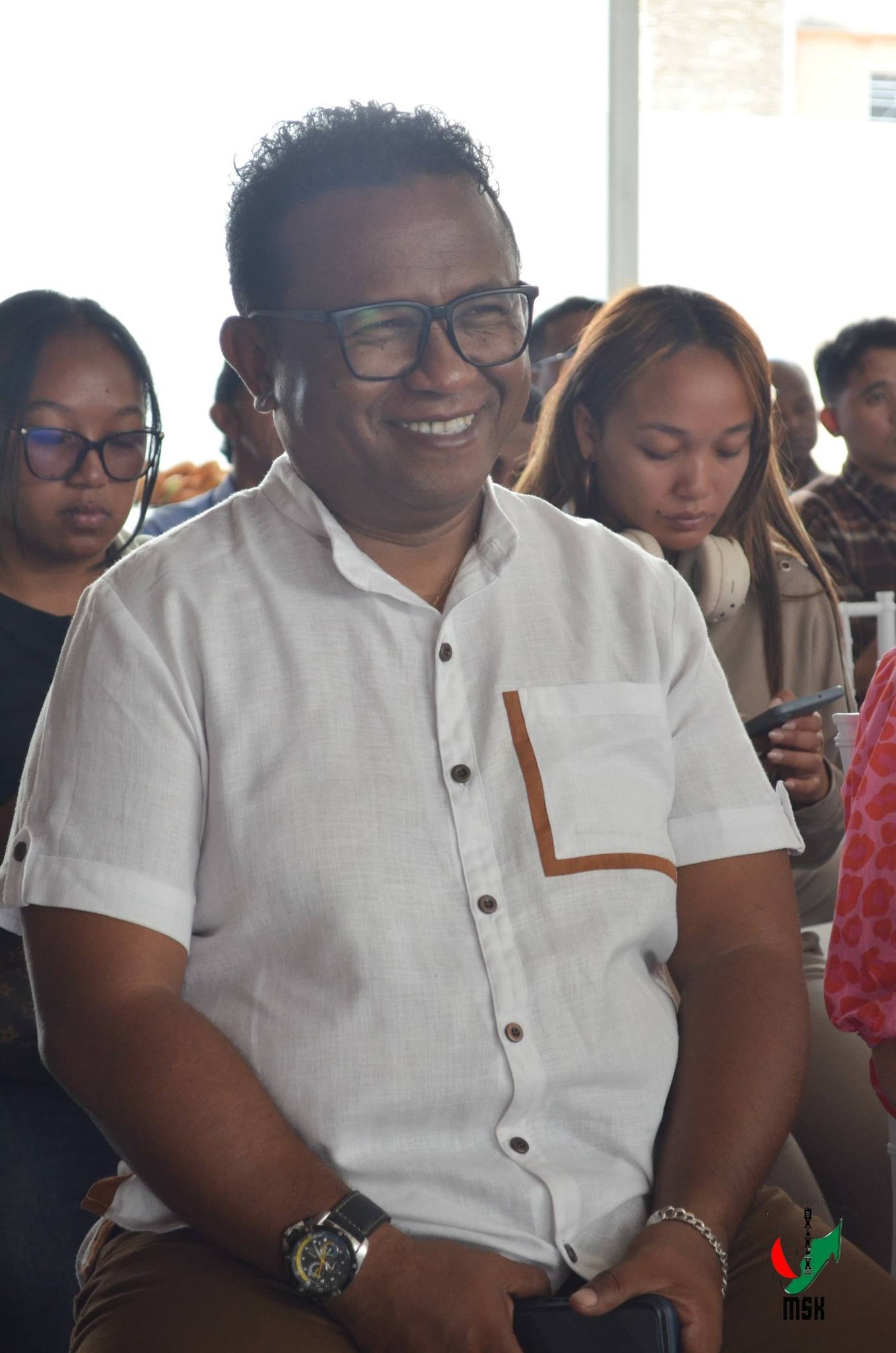 AER' AEROPORT FIFANINANANA ARA-JAVAKANTO MANEHO NY MAHA IZY NY MALAGASY EO AMIN' NY SEHATRY NY FITATERANA ANA HABAKABAKA