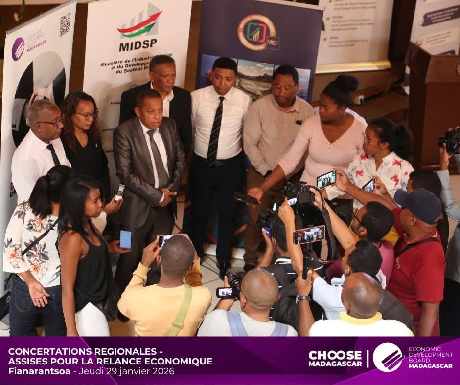 MITOHY MIDINA IFOTONY ENY ANIVON' NY FARITRA NY DINIKA HO FANAINGANA NY TOEKARENA