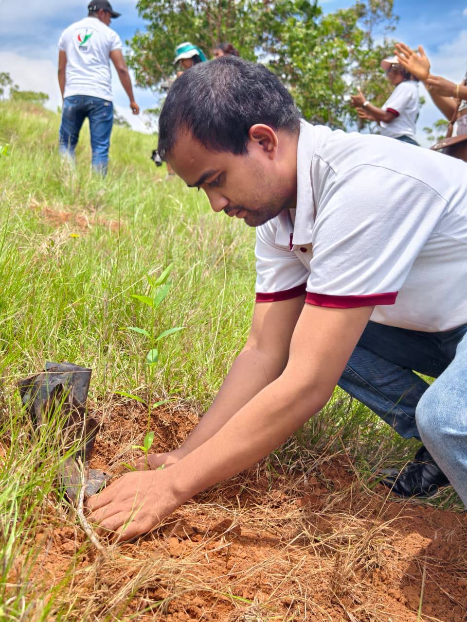 2026: TAONA IRAISAM-PIRENENA HO AN' NY FIROTSAHANA AN-TSITRAPO NOSANTARINA TAMIN' NY HETSIKA FAMBOLEN-KAZO