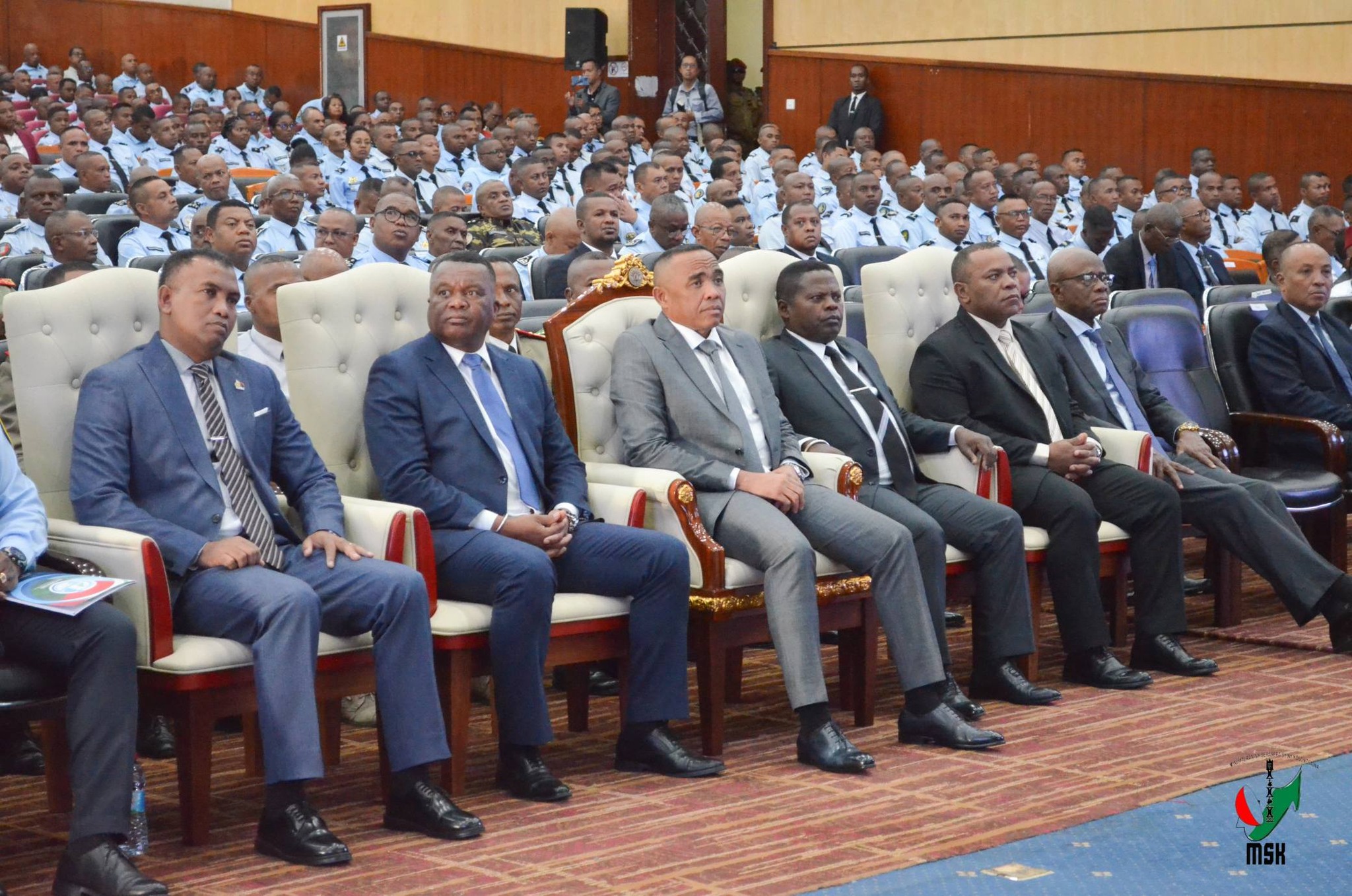 FIKAONANDOHA HO FANAVAOZANA NY ZANDARIMARIAM-PIRENENA