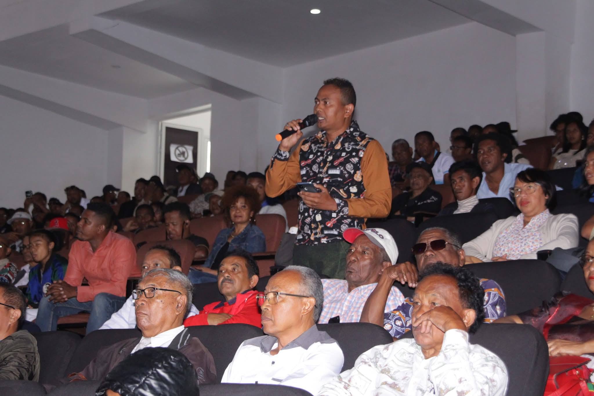 NAMPAHAFANTARINA NANDRITRA NY FIVORIAMBEN' NY MPANAKANTO SY MPAMORONA IREO FANAVAOZANA EO ANIVON' NY OMDA